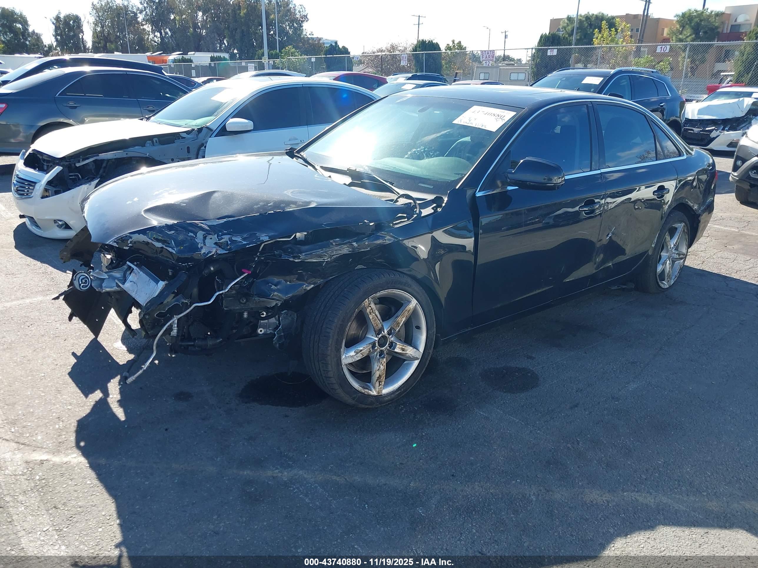 AUDI A4 image 2