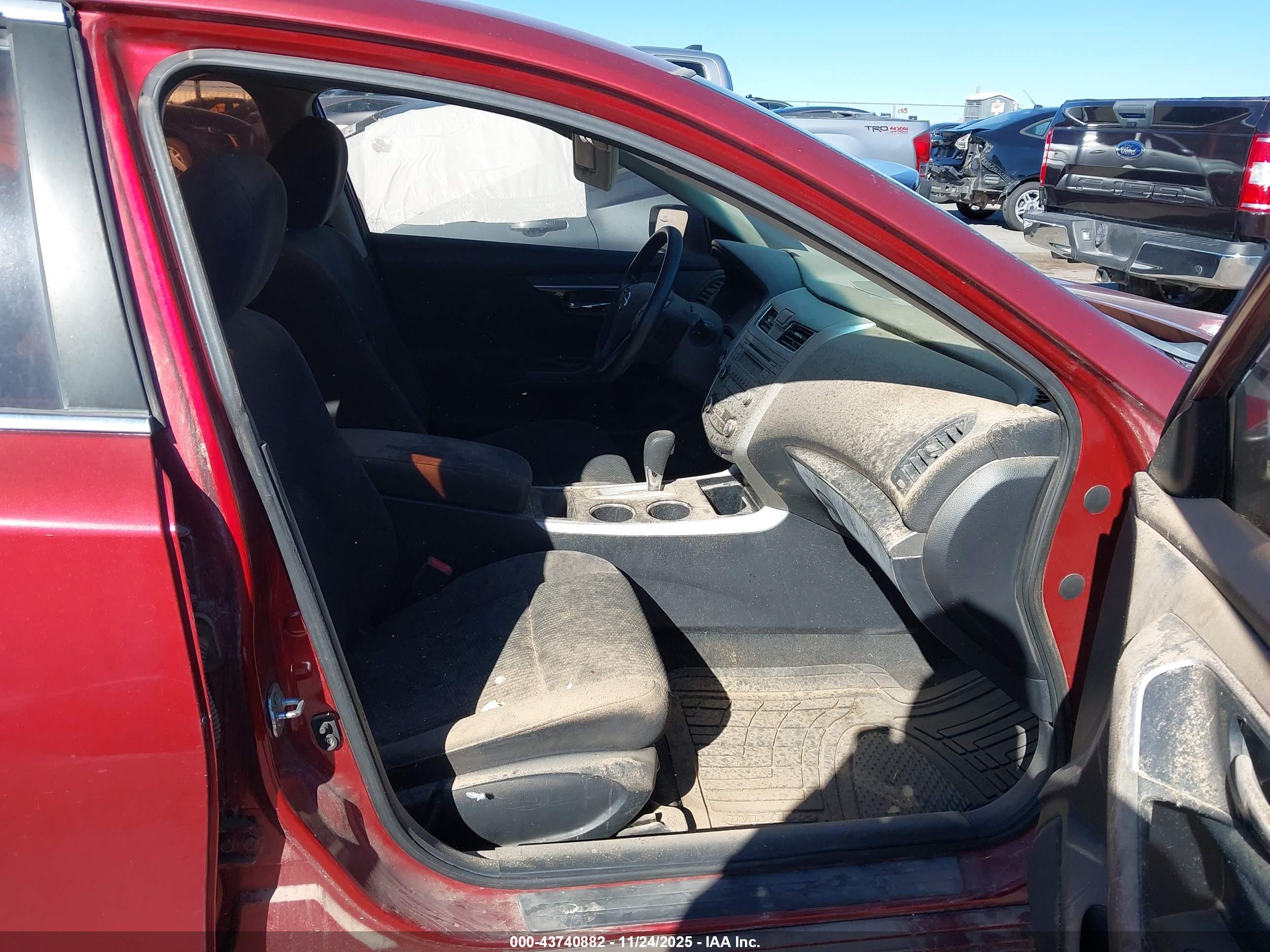 NISSAN ALTIMA image 5