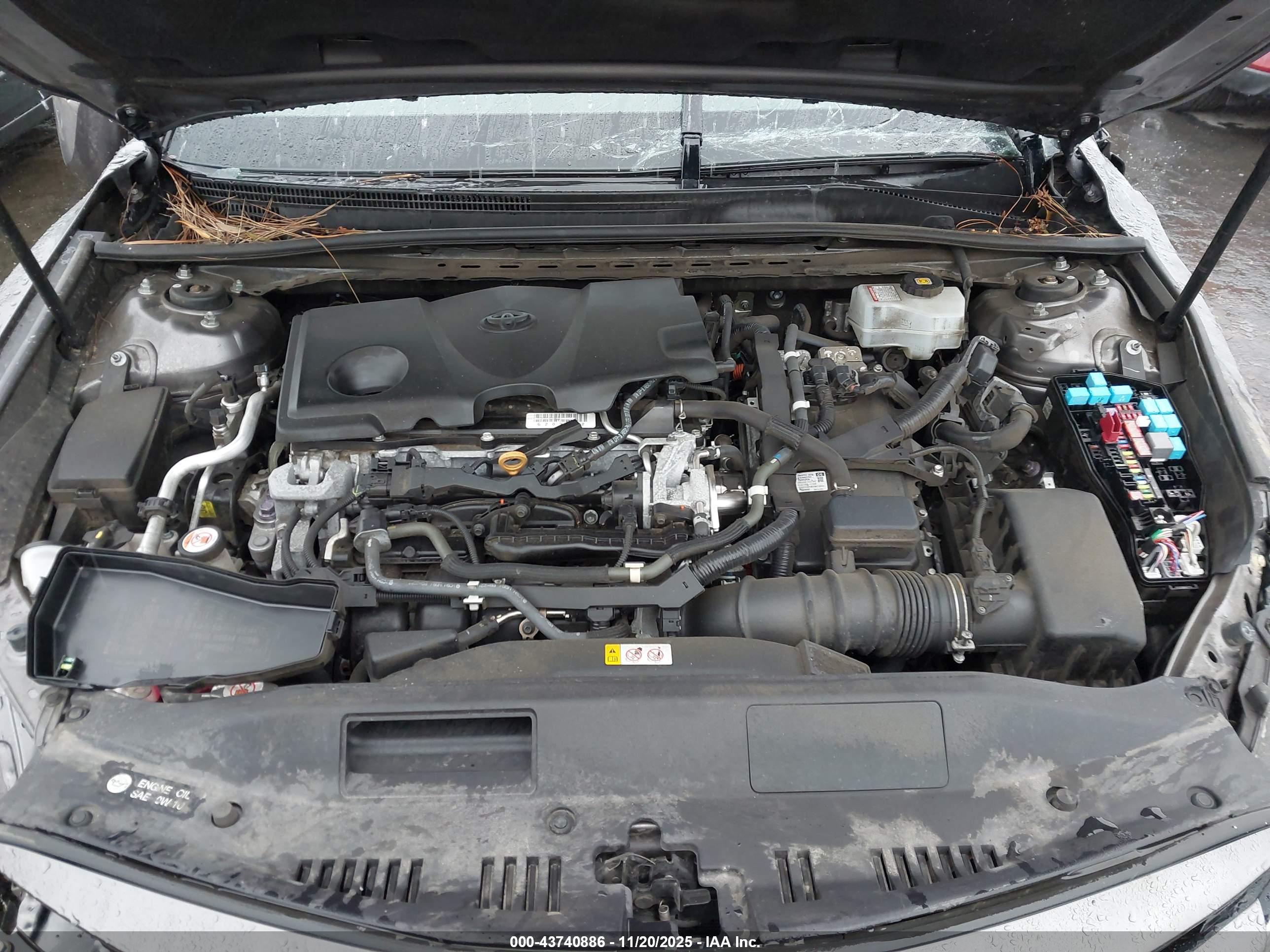 TOYOTA CAMRY image 10