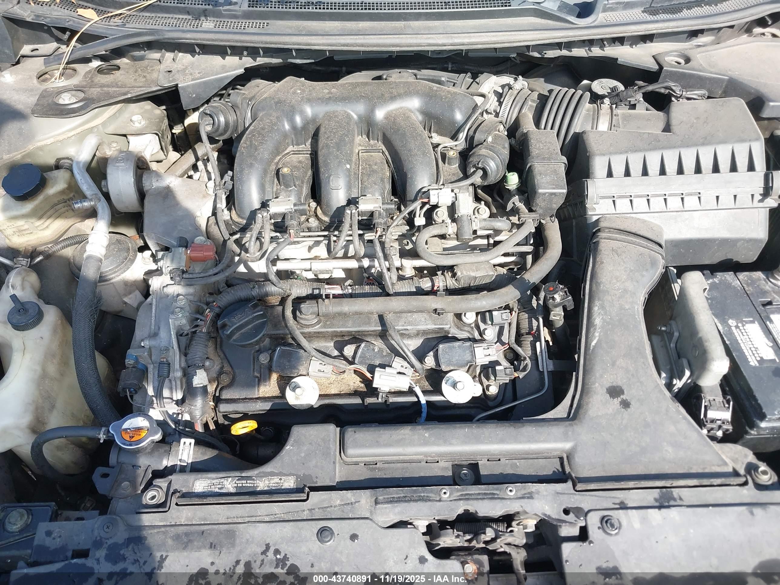 NISSAN MAXIMA image 6