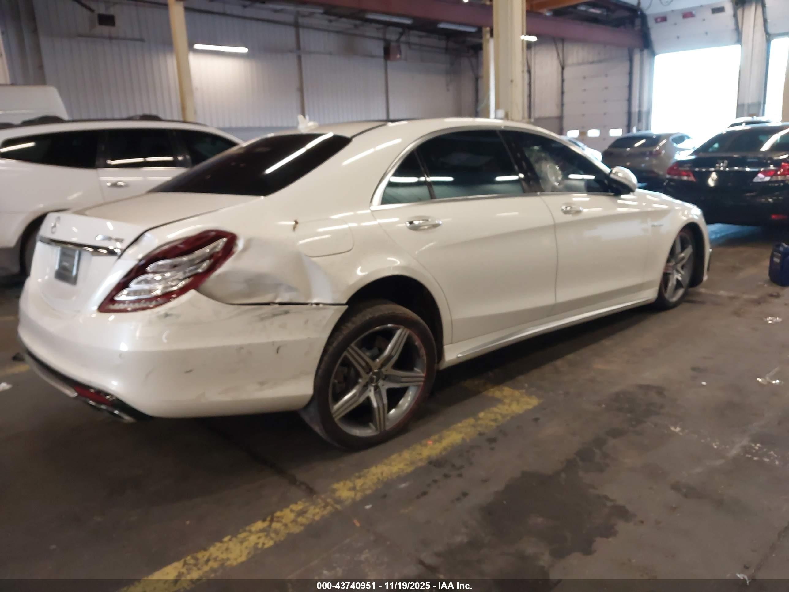 MERCEDES-BENZ S image 6