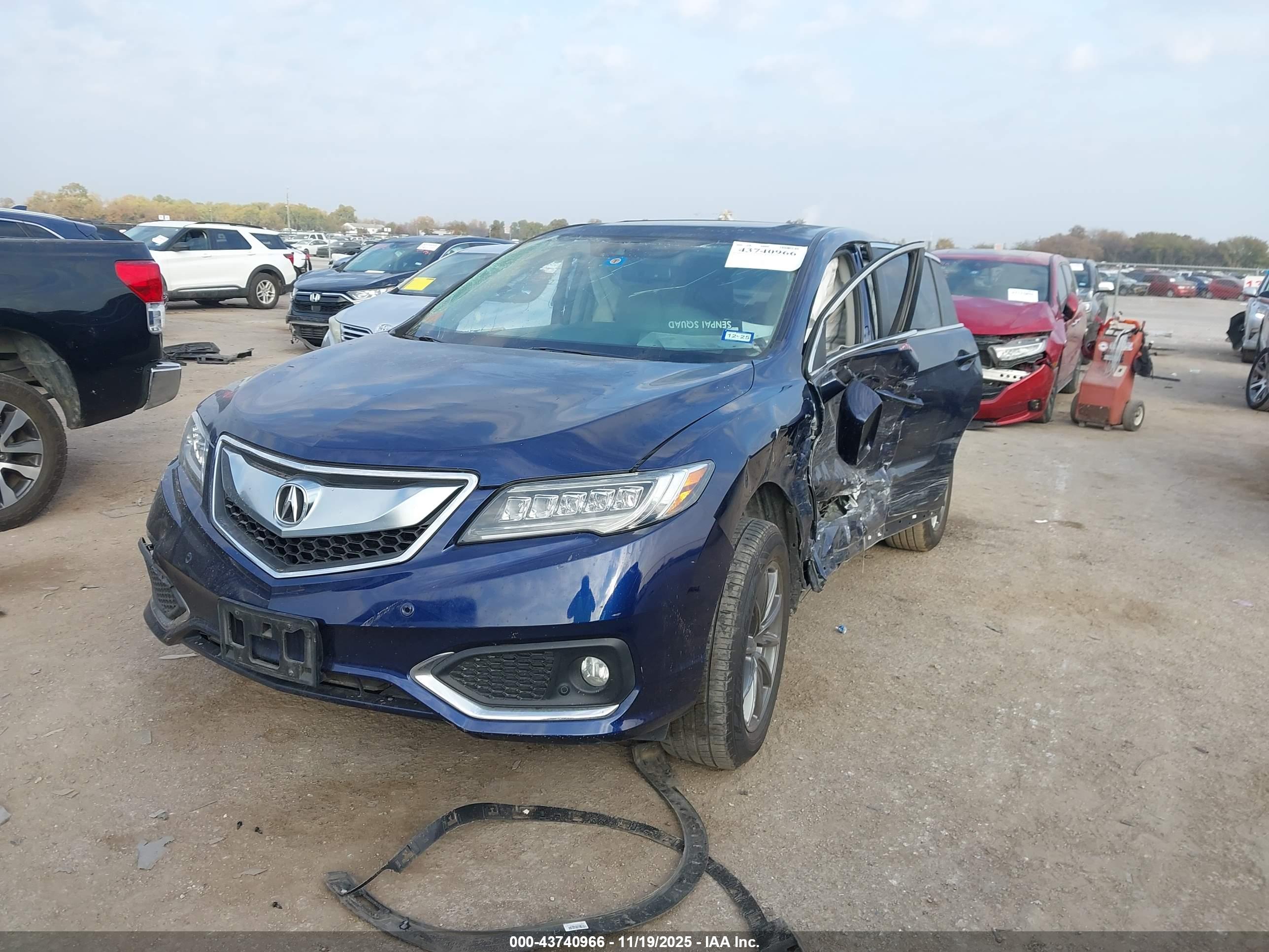 ACURA RDX image 2