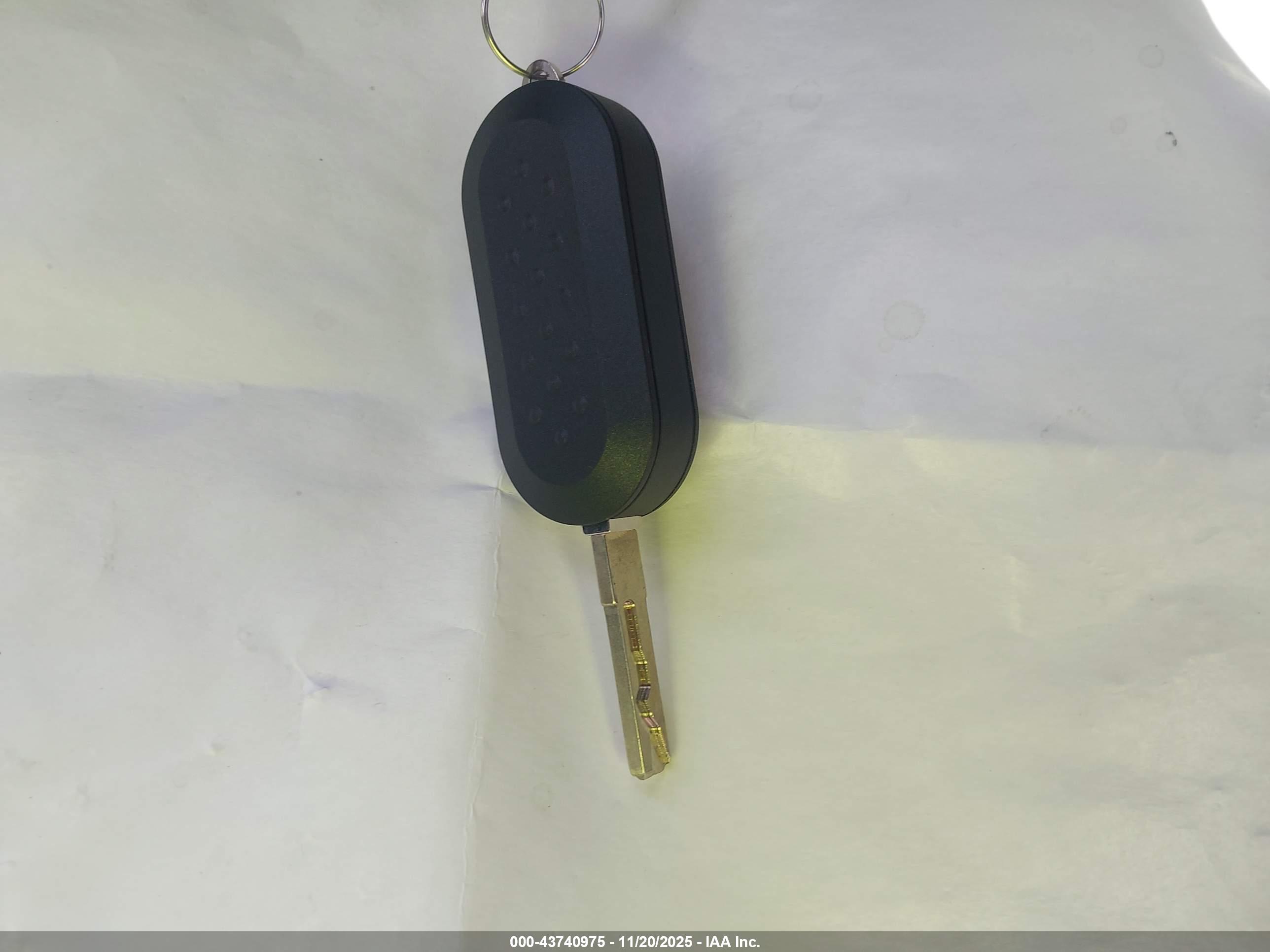 FIAT 500 image 11