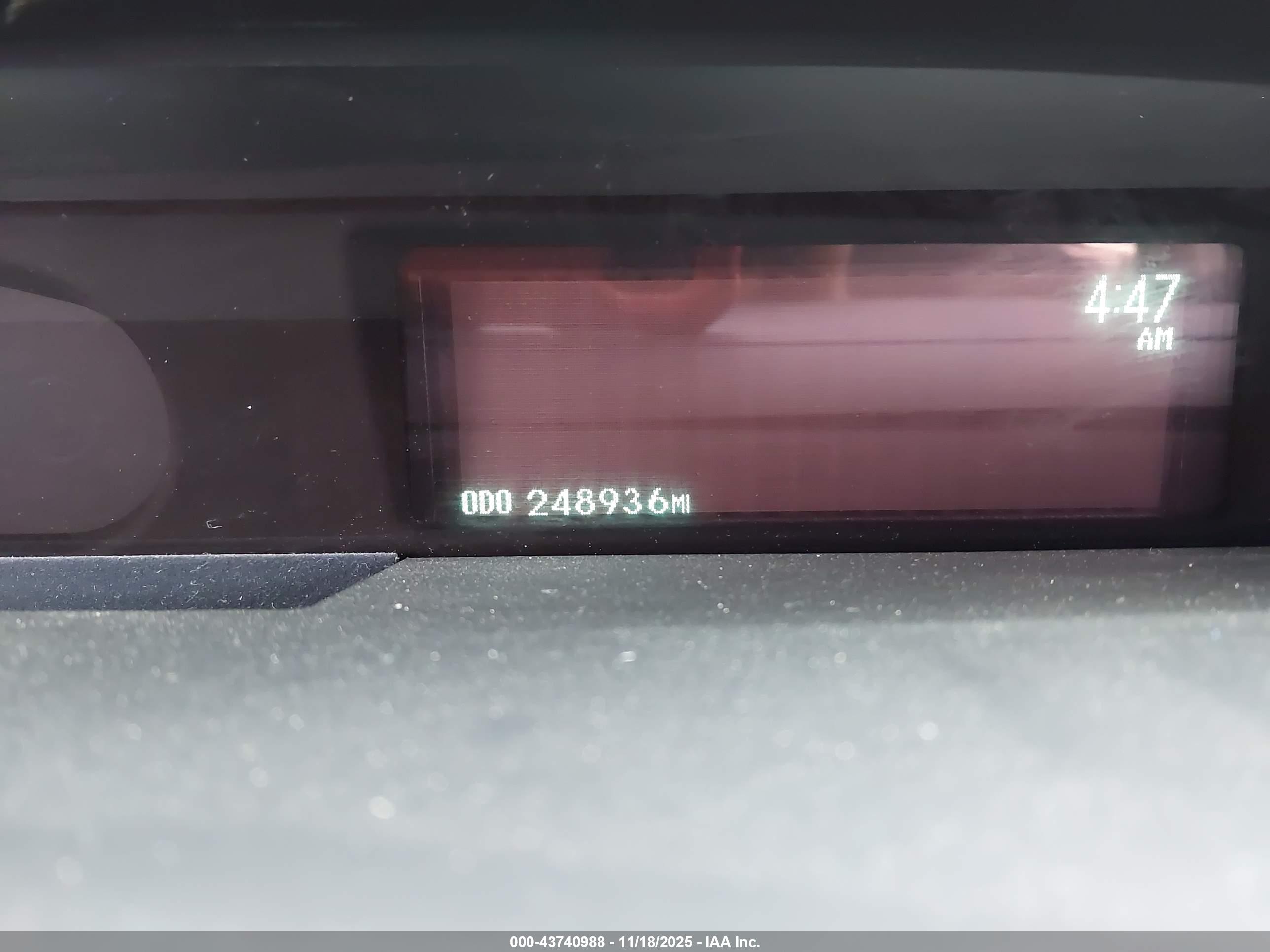TOYOTA PRIUS image 7