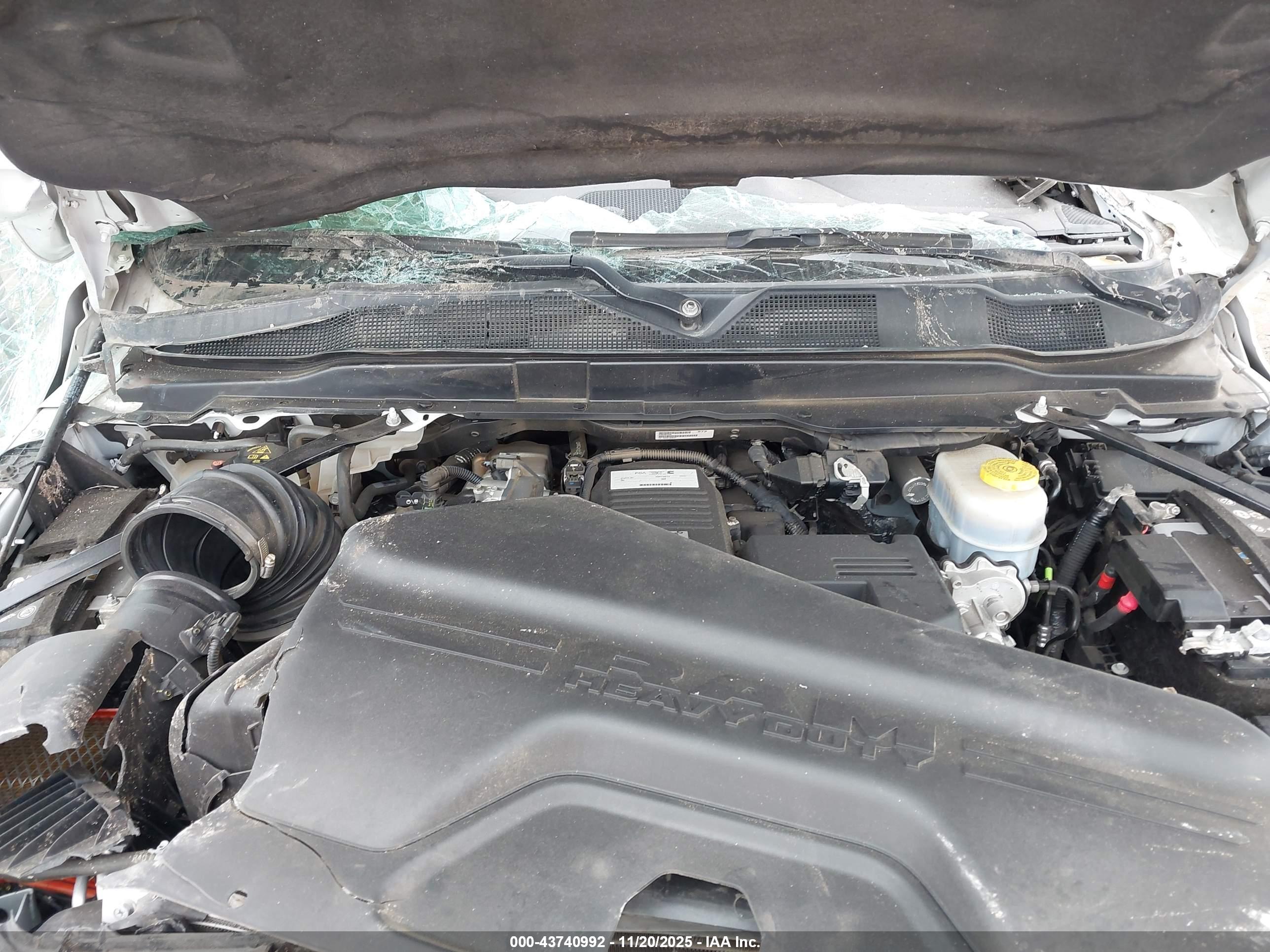 RAM 2500 image 10