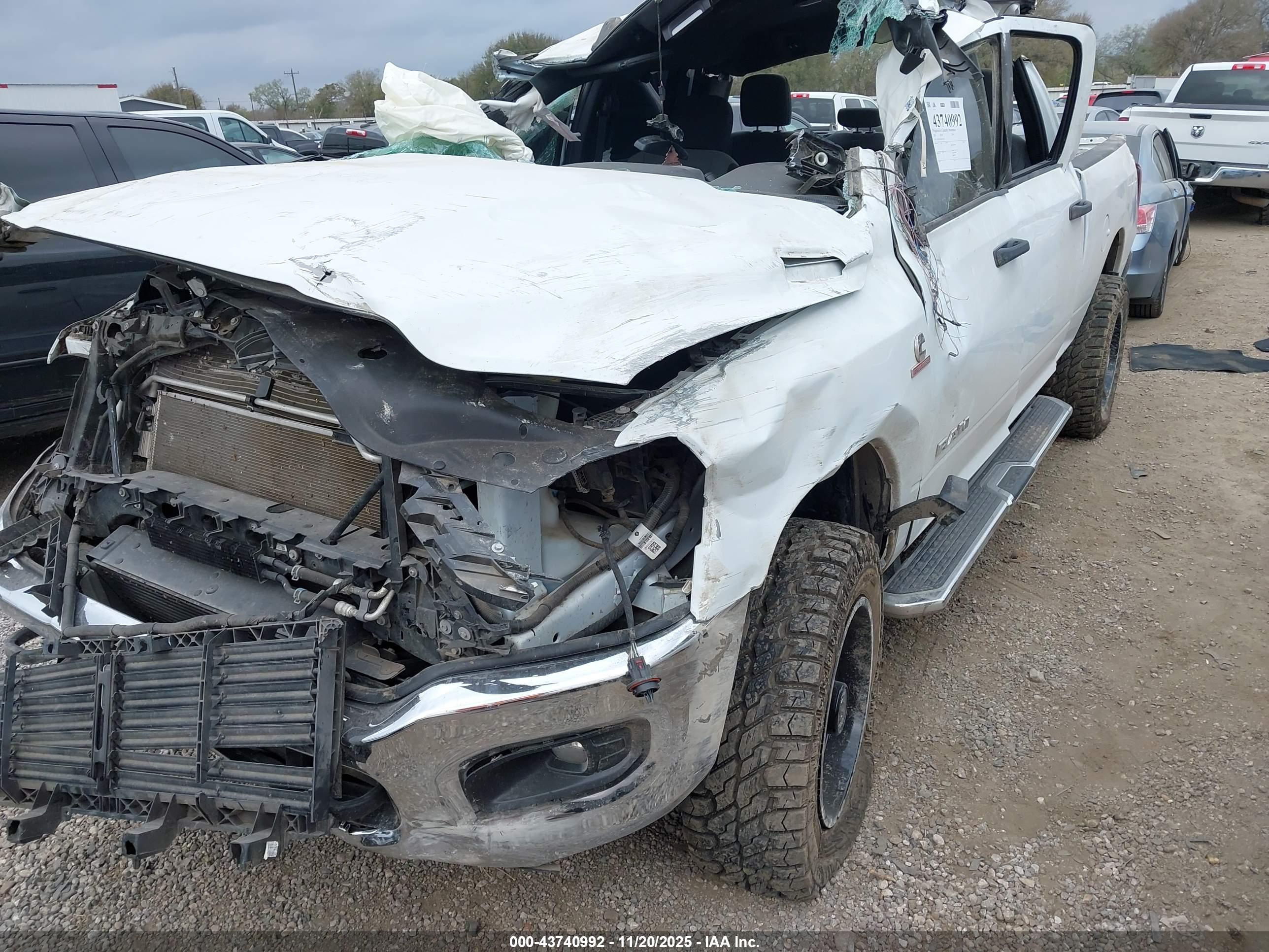 RAM 2500 image 6