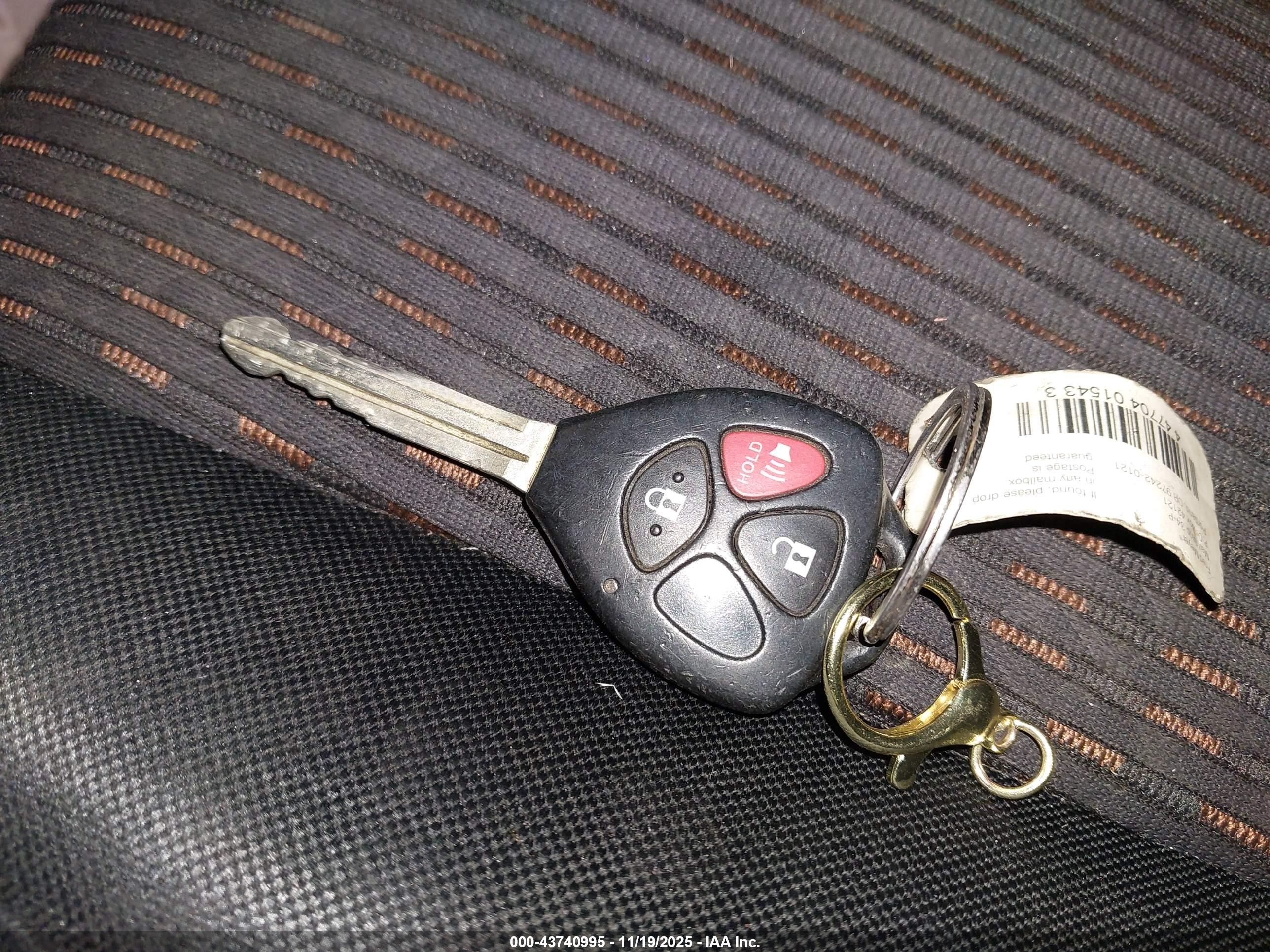 TOYOTA 4RUNNER image 11