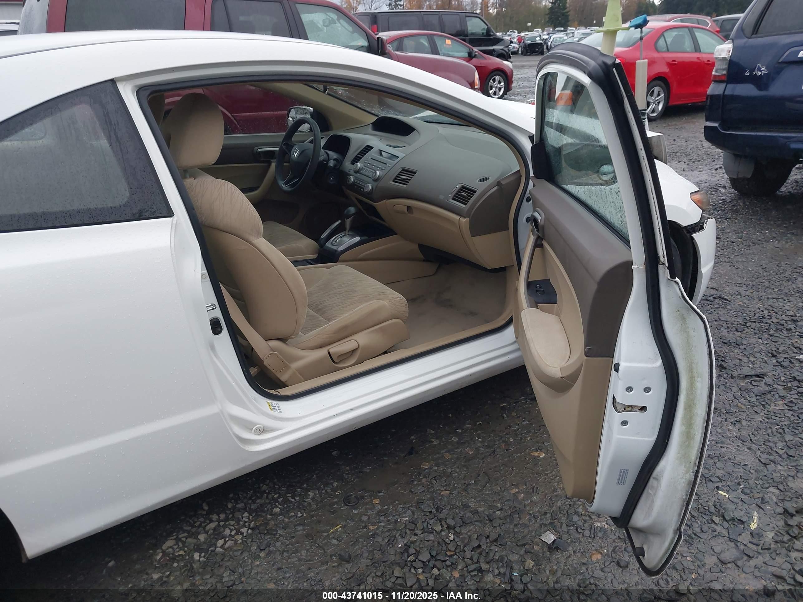 HONDA CIVIC image 5