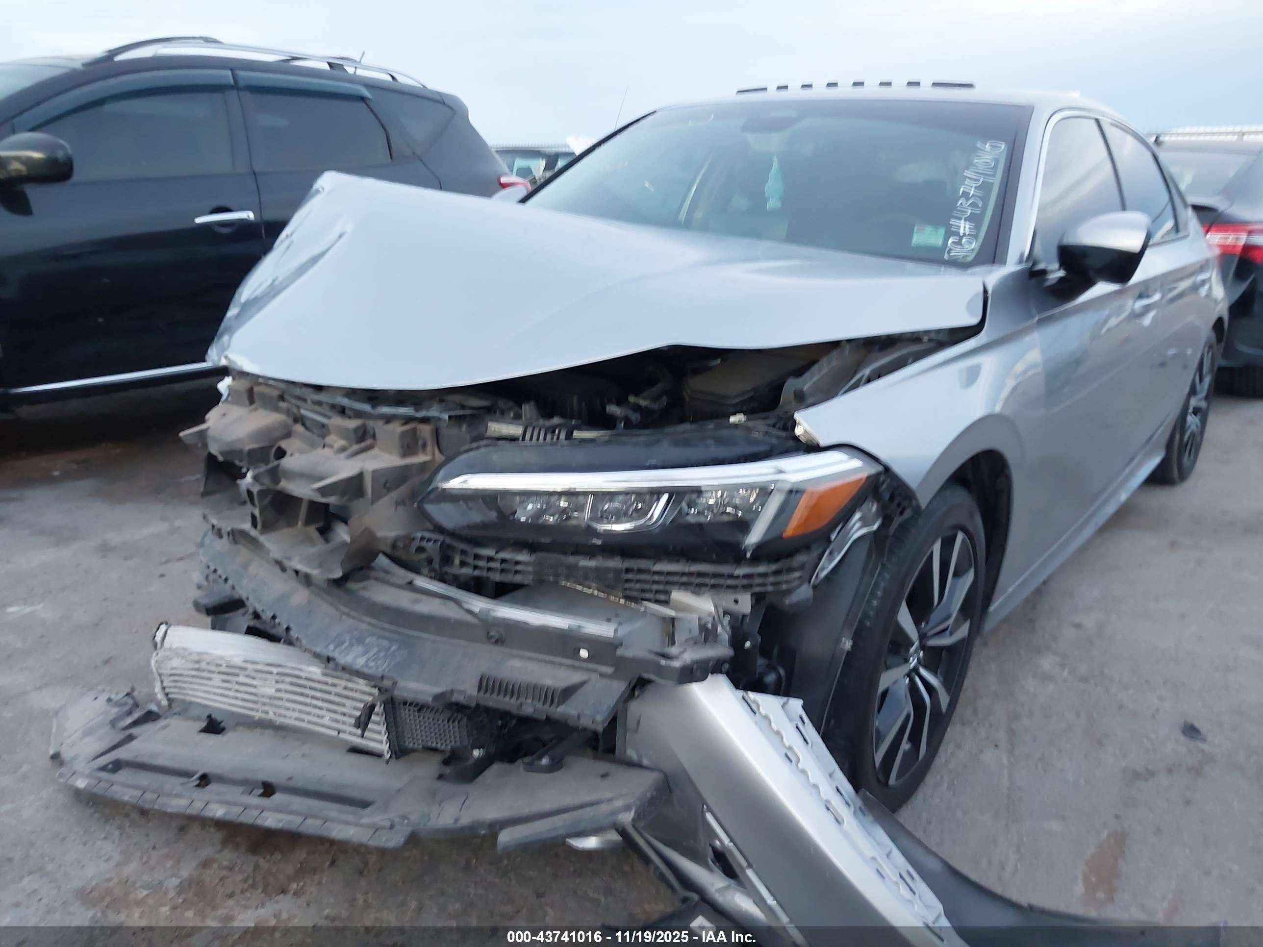 HONDA CIVIC image 6
