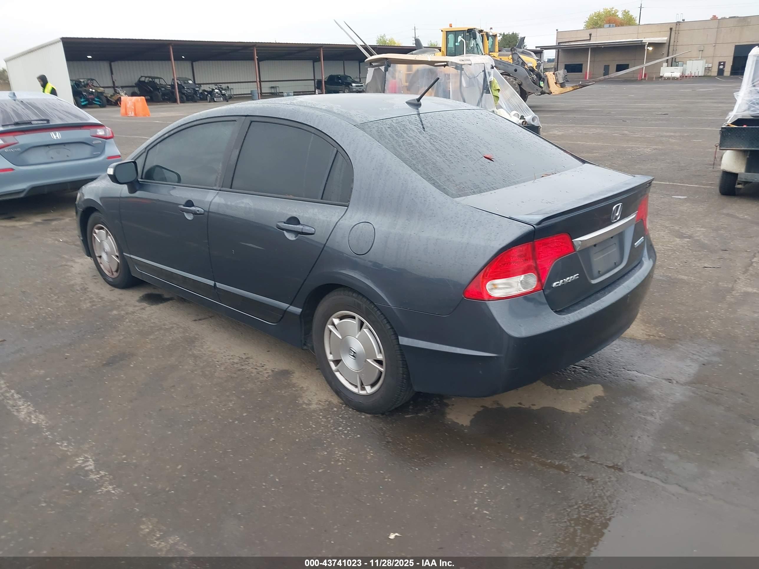 HONDA CIVIC image 3