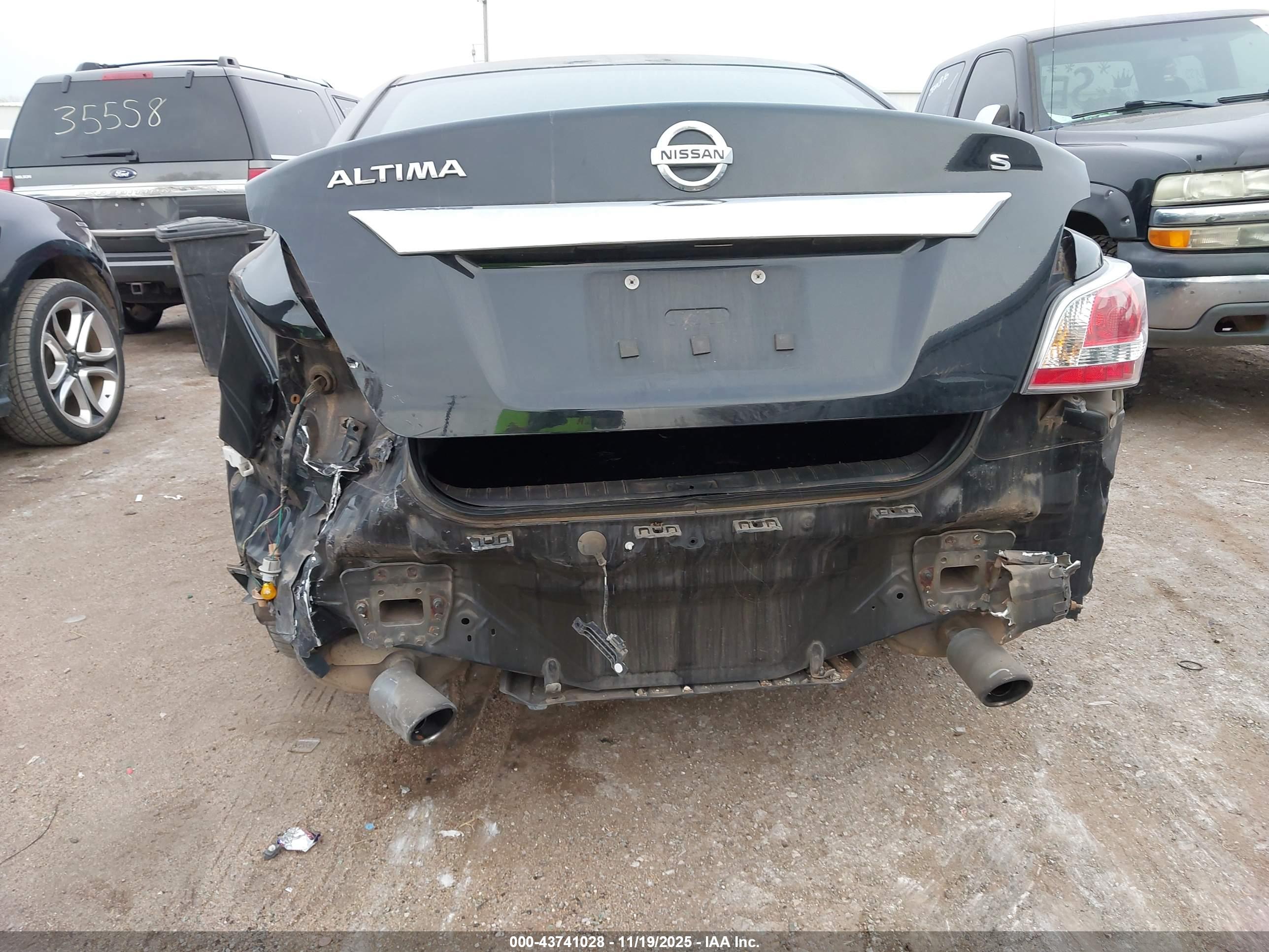 NISSAN ALTIMA image 6