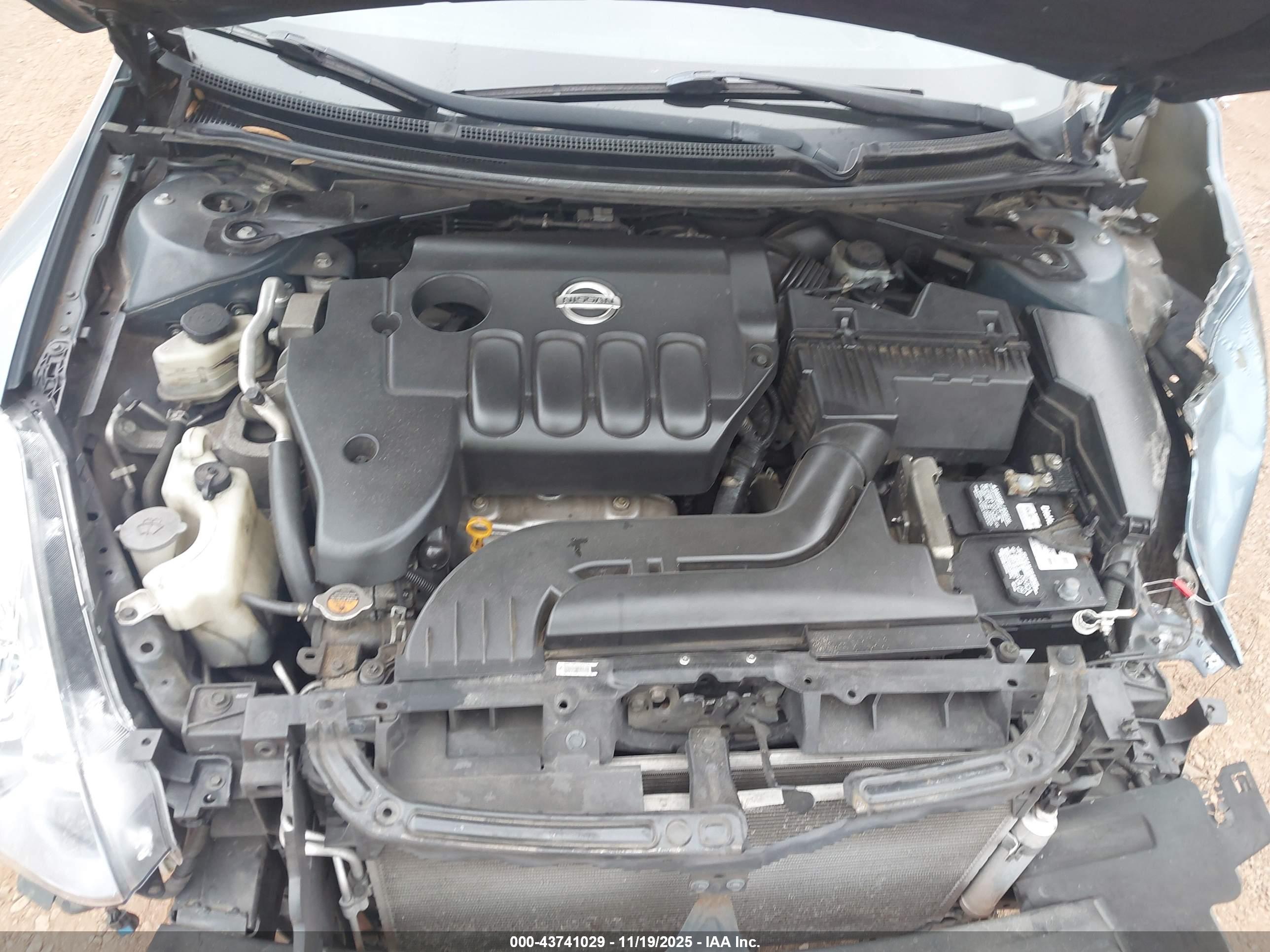 NISSAN ALTIMA image 10