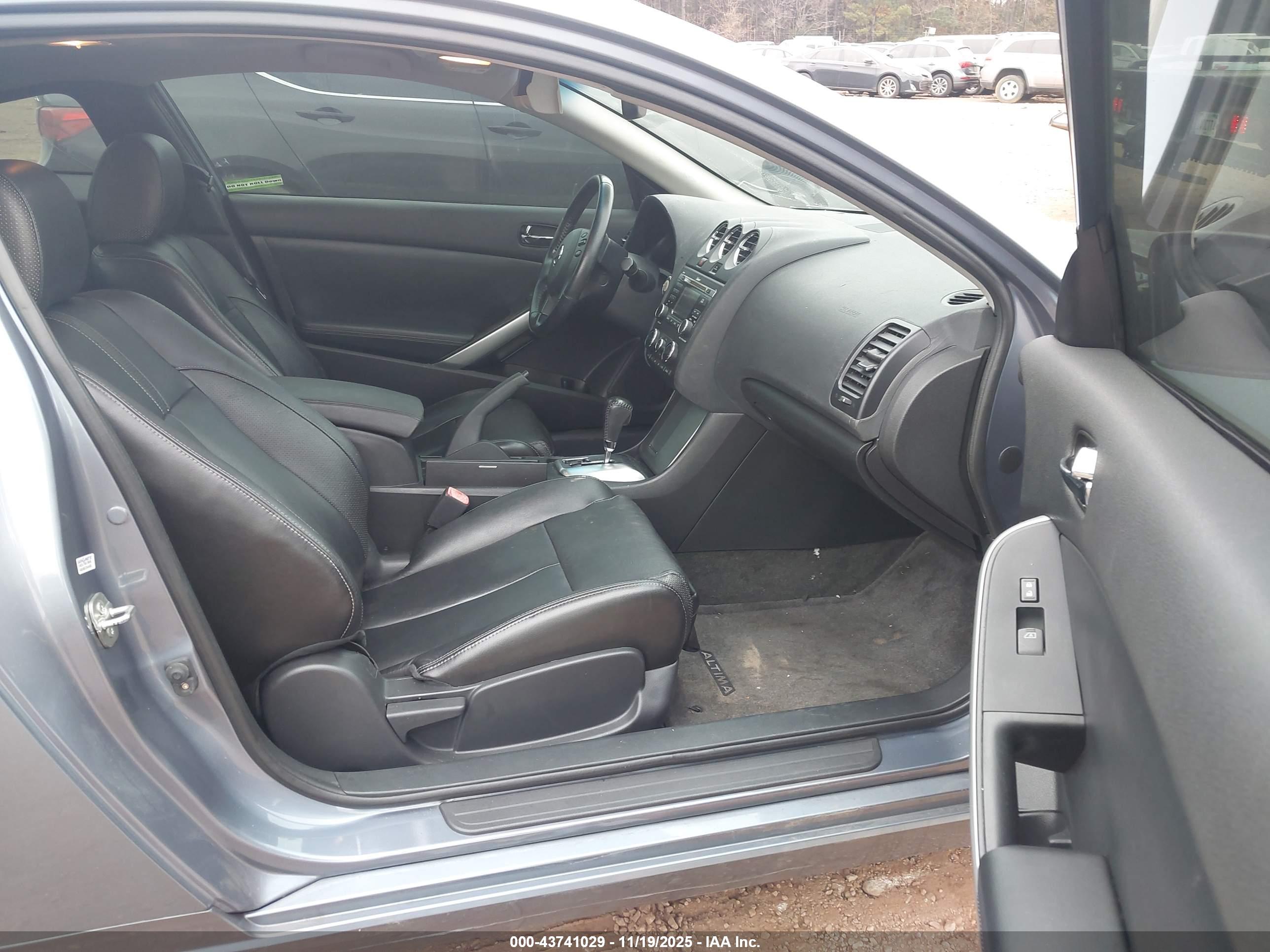 NISSAN ALTIMA image 5