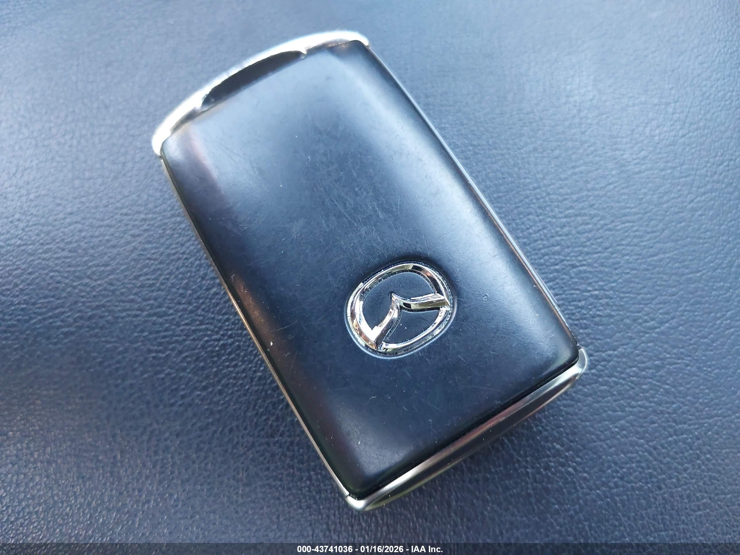MAZDA MAZDA3 image 11