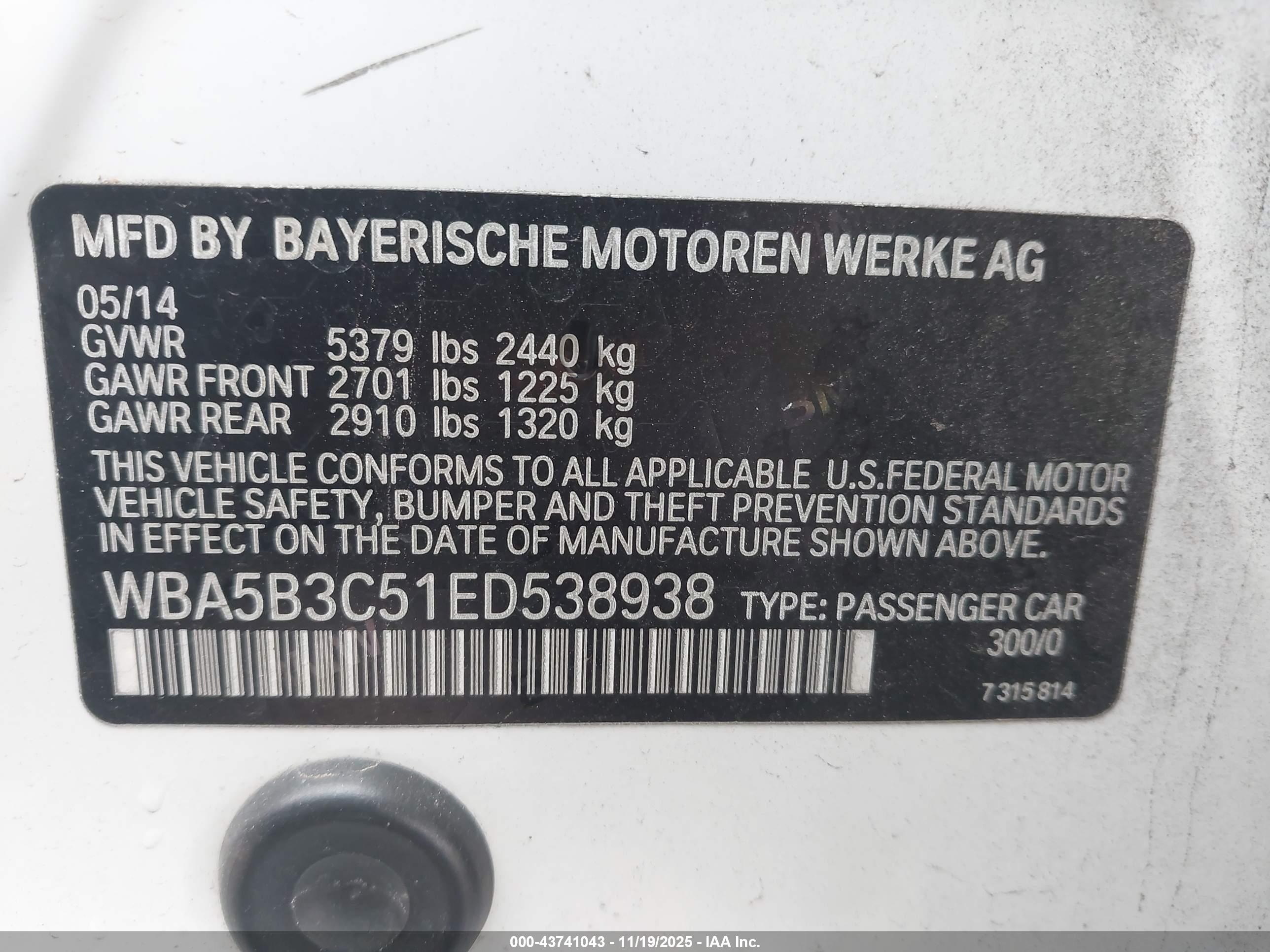BMW 535I image 9