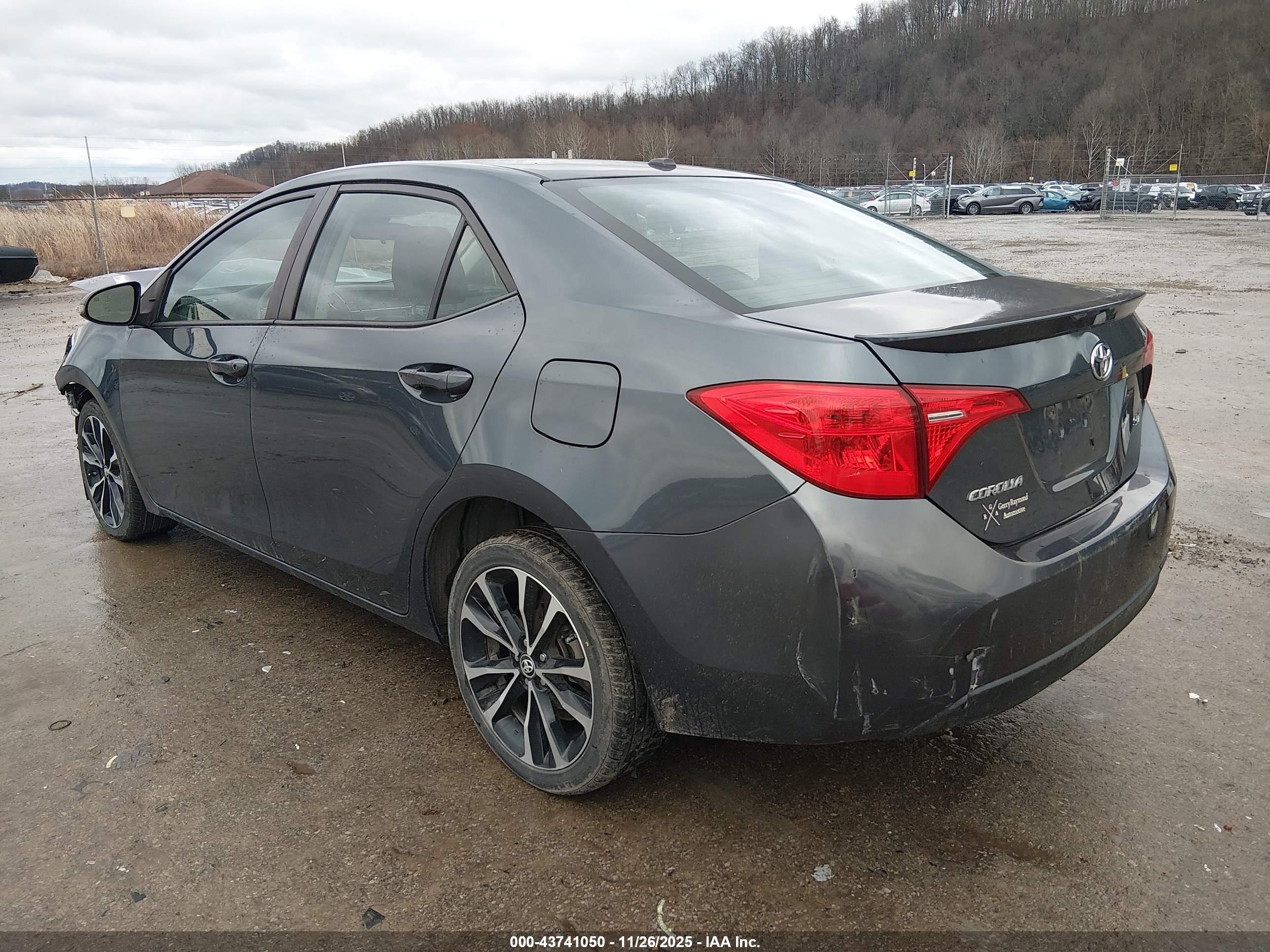 TOYOTA COROLLA image 3