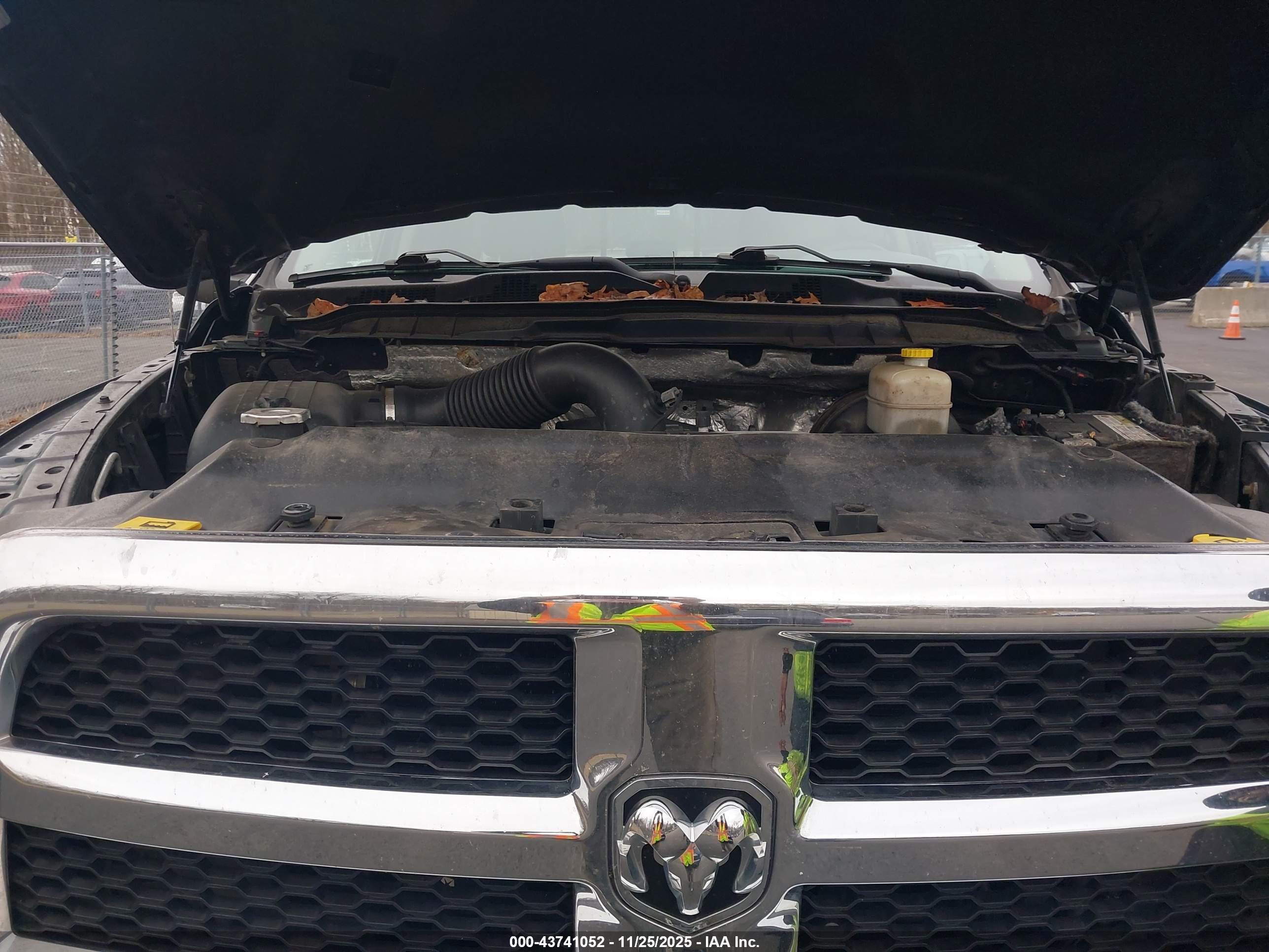 RAM 2500 image 10