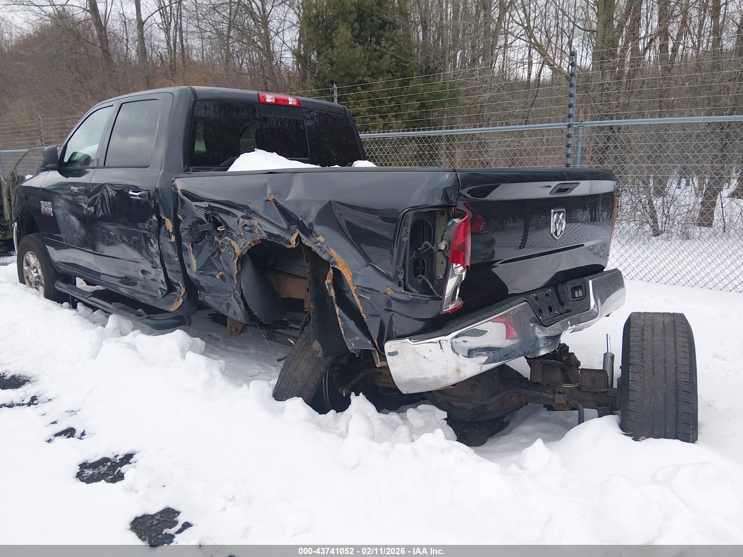 RAM 2500 image 3