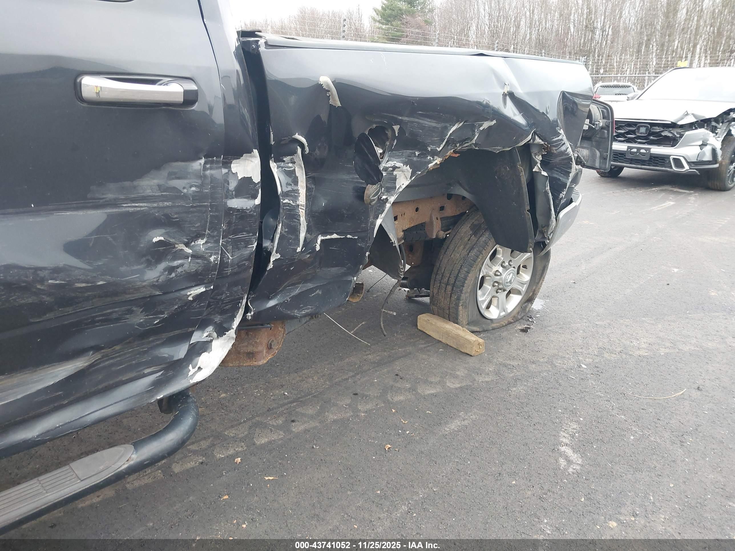 RAM 2500 image 6