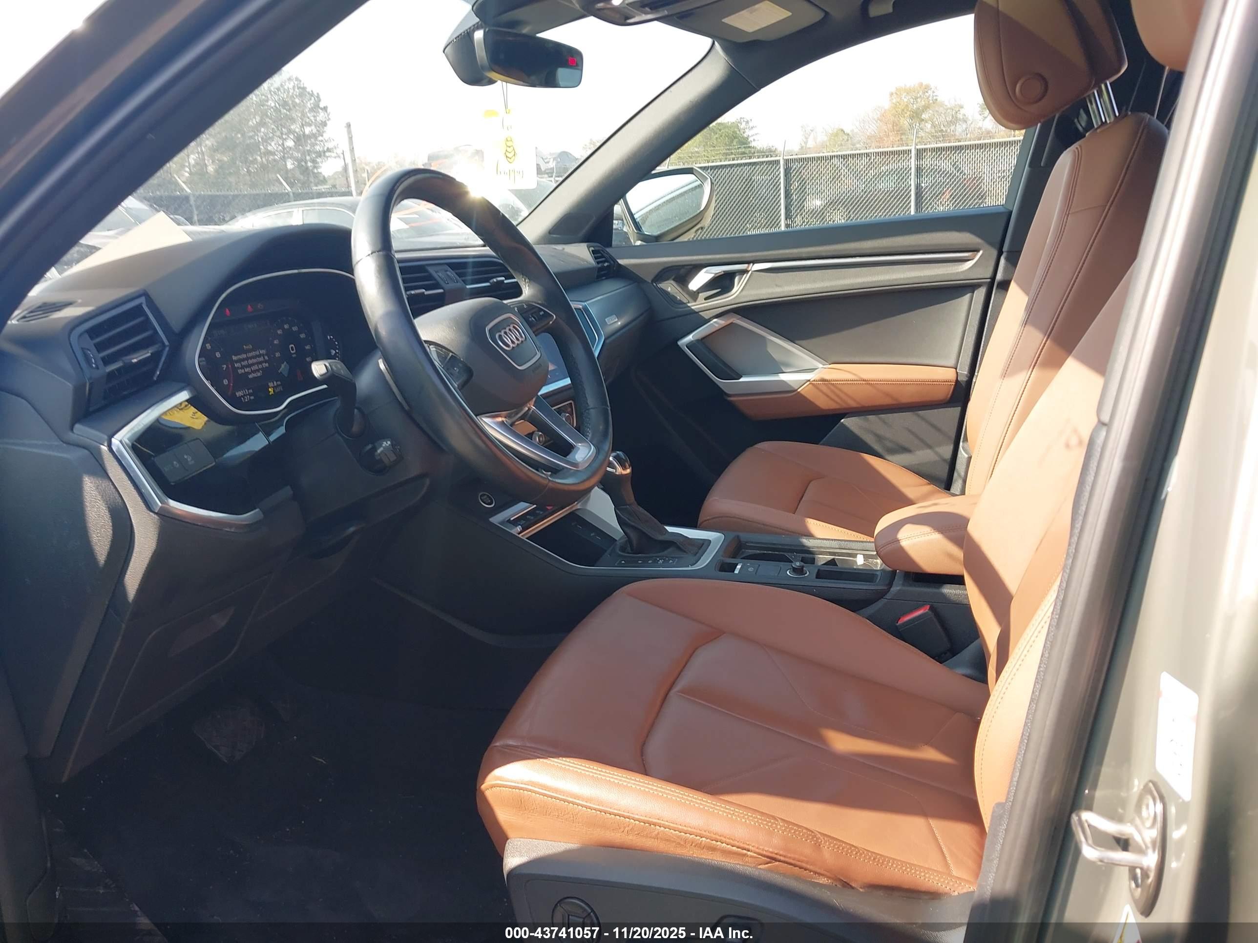 AUDI Q3 image 5
