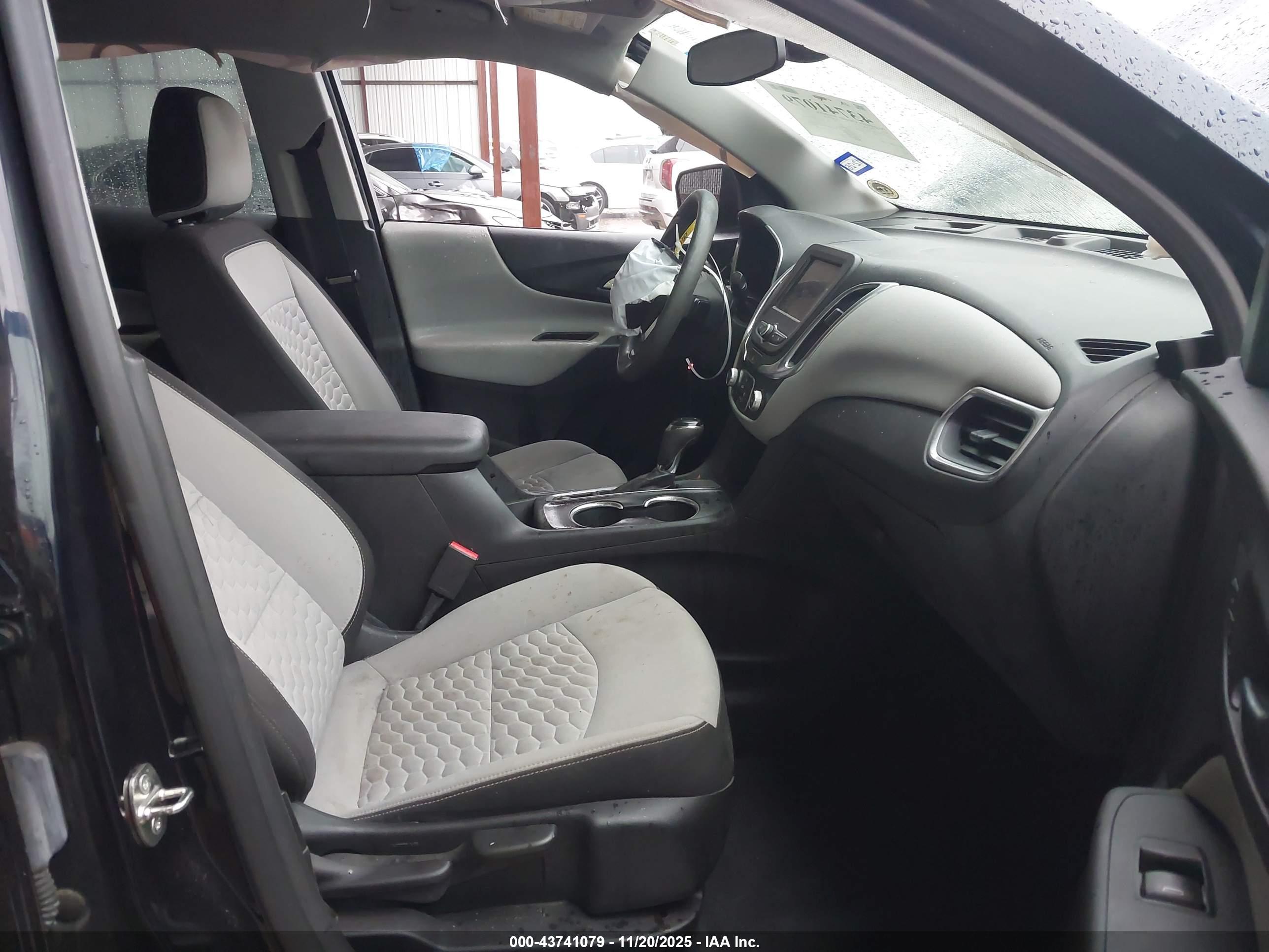CHEVROLET EQUINOX image 5