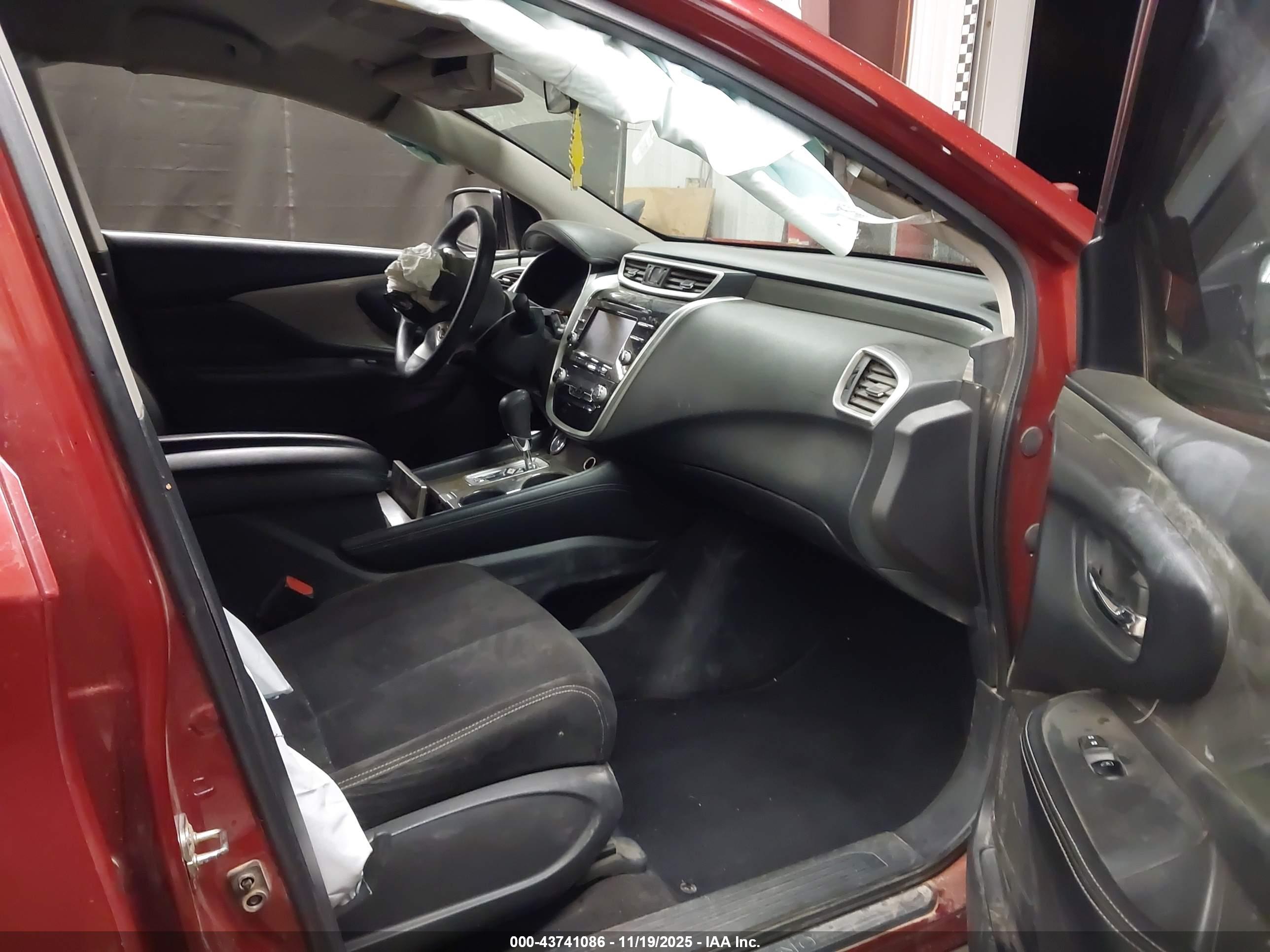NISSAN MURANO image 5