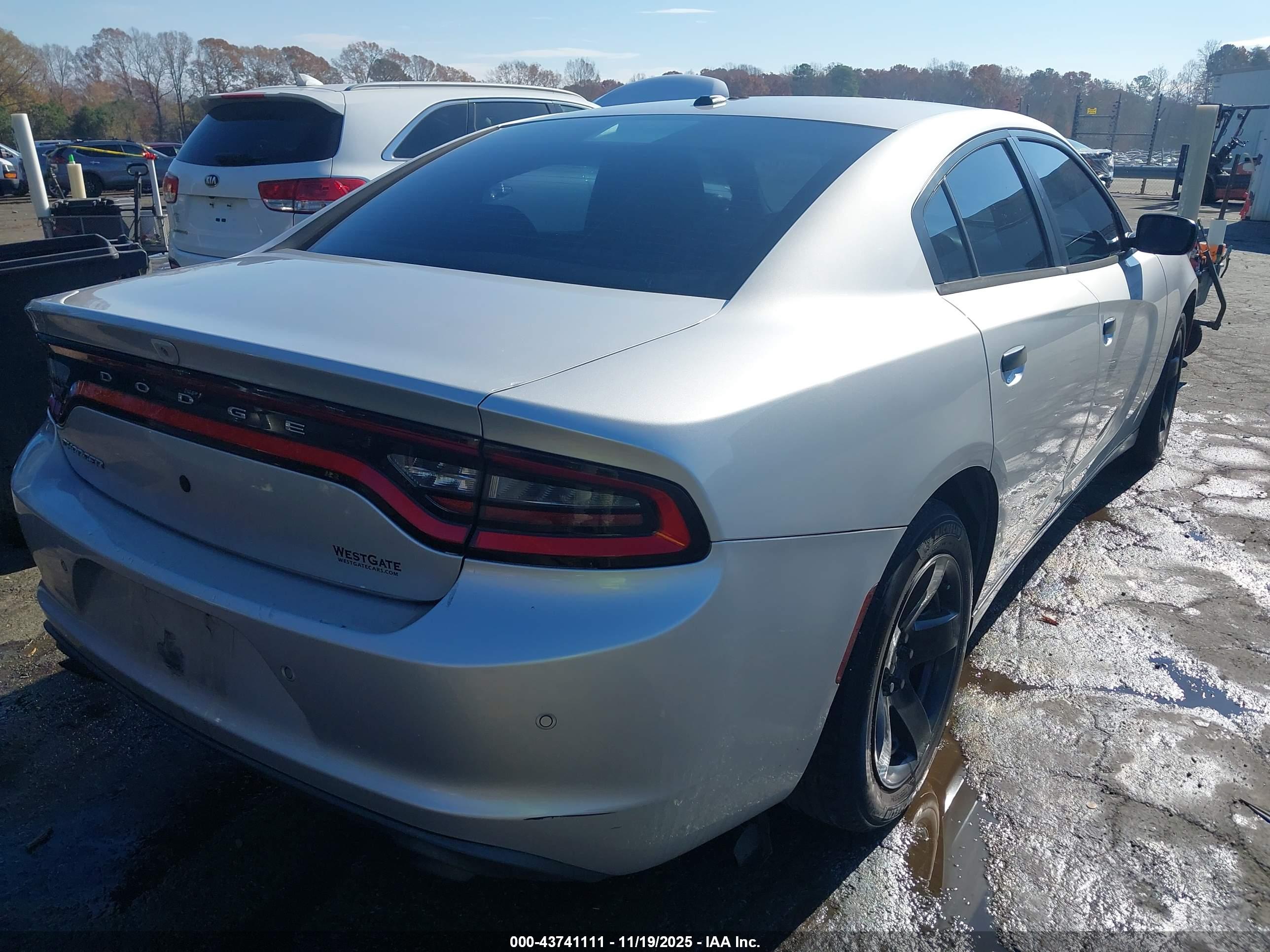 DODGE CHARGER image 4