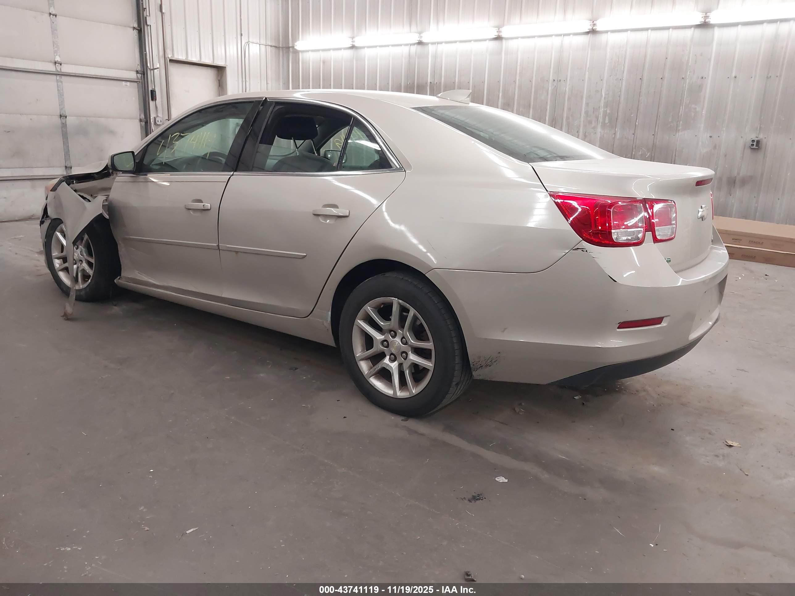 CHEVROLET MALIBU image 3