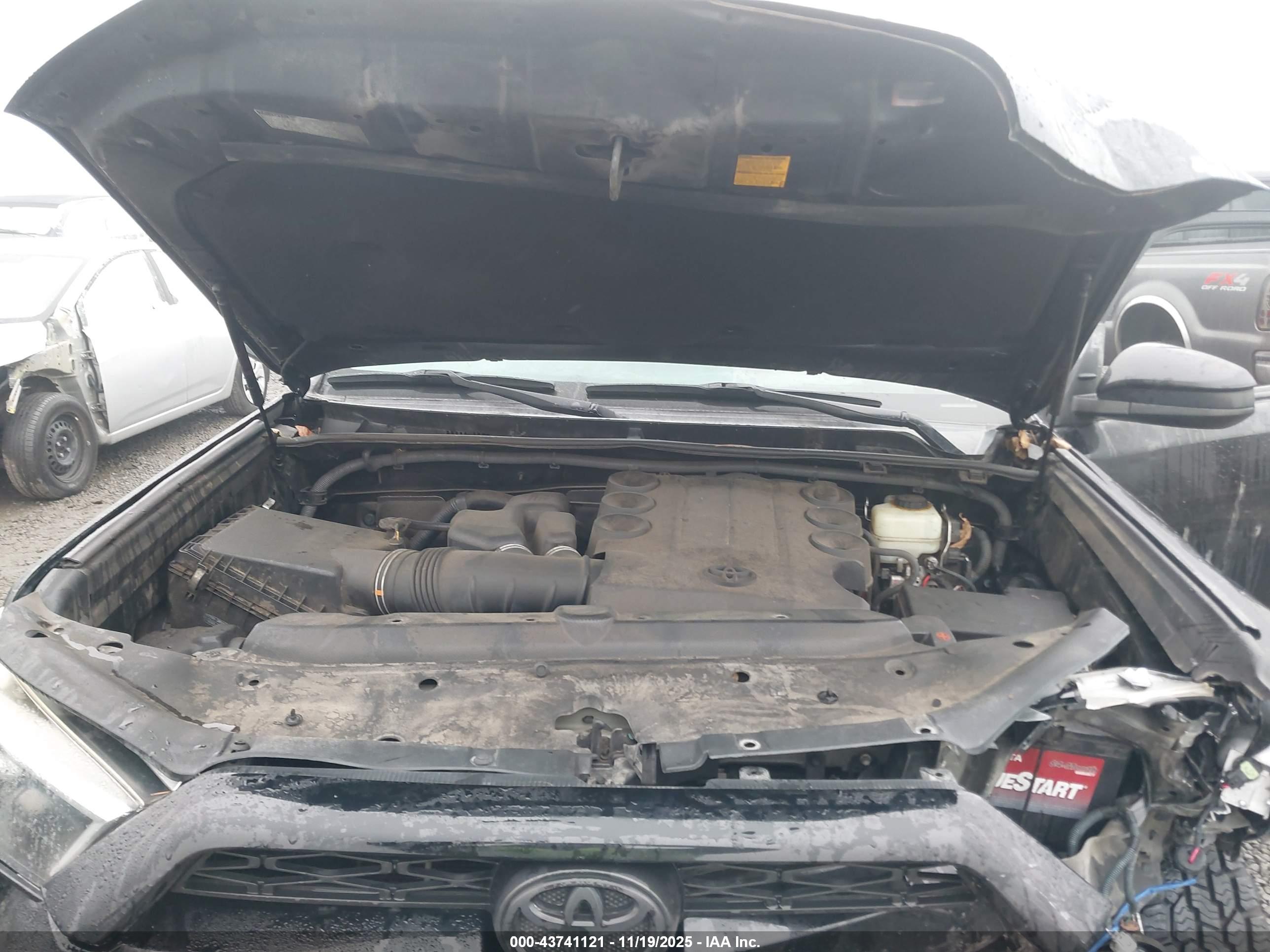 TOYOTA 4RUNNER image 10