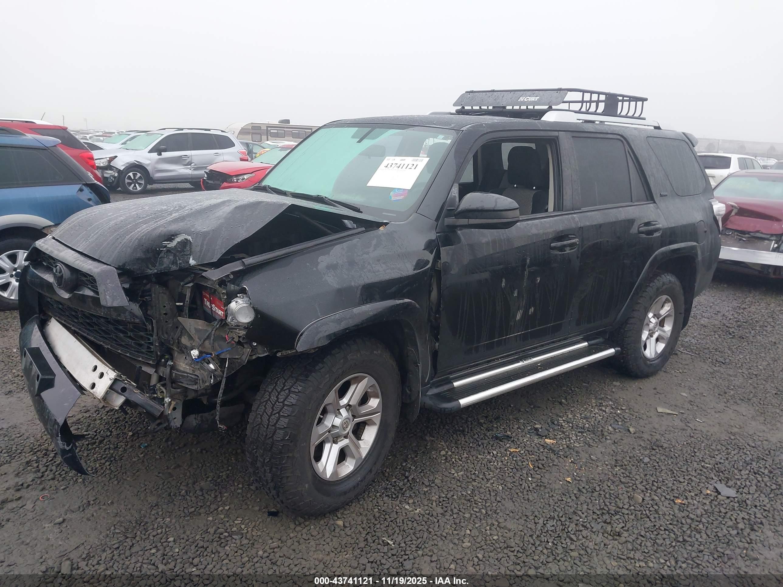 TOYOTA 4RUNNER image 2