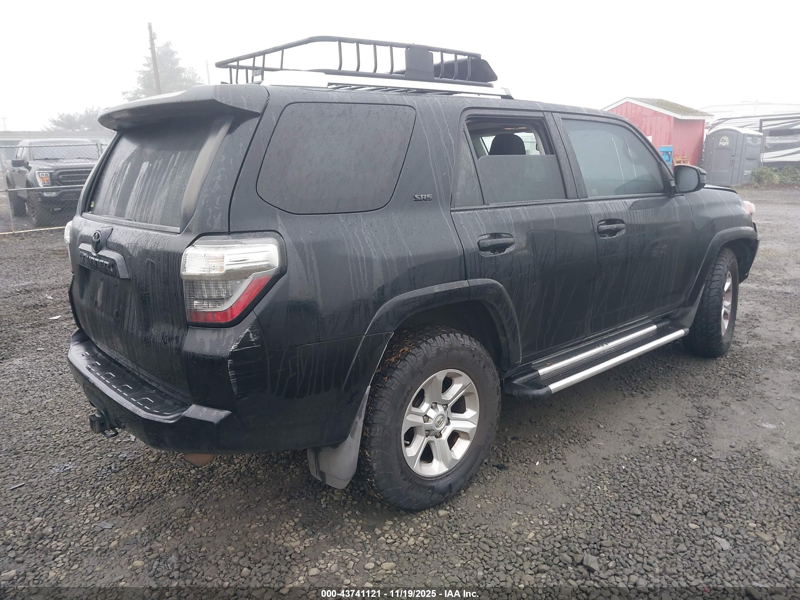 TOYOTA 4RUNNER image 4