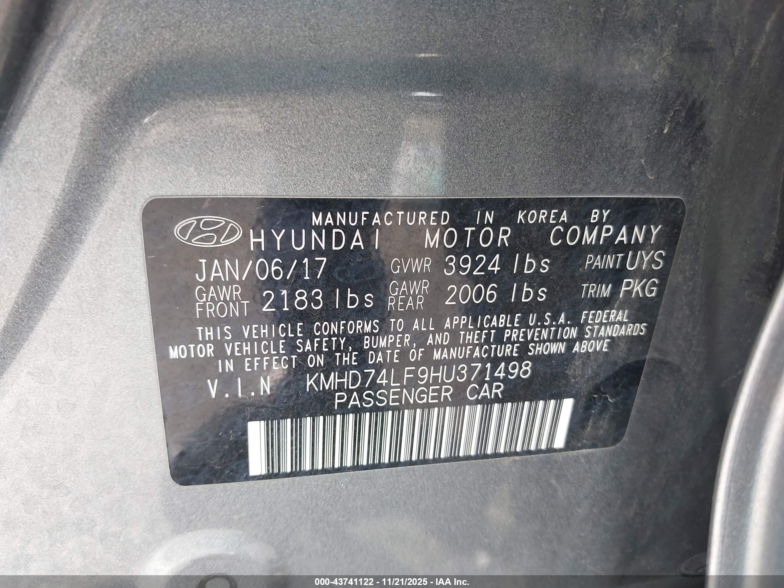 HYUNDAI ELANTRA image 9