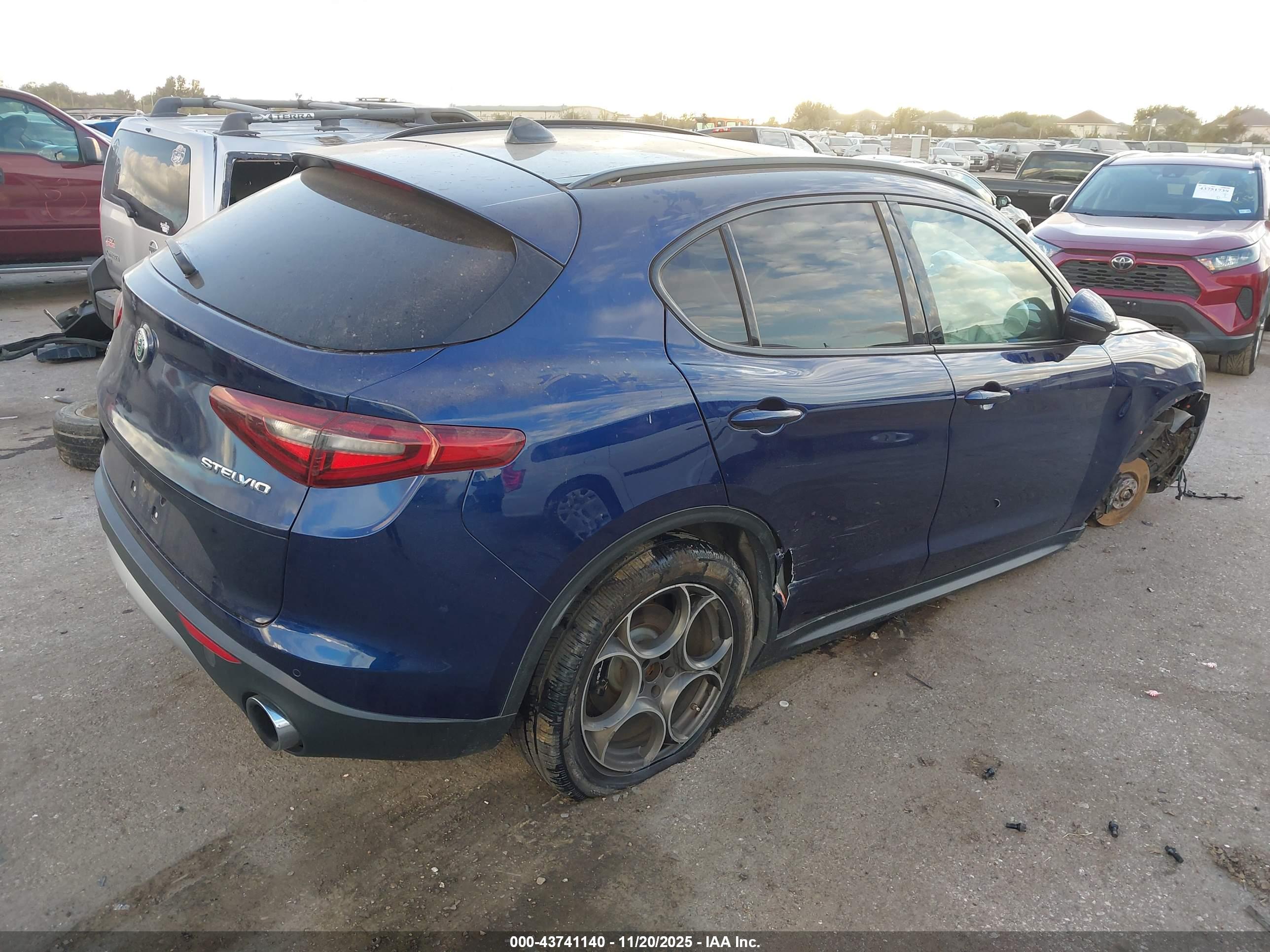 ALFA ROMEO image 4