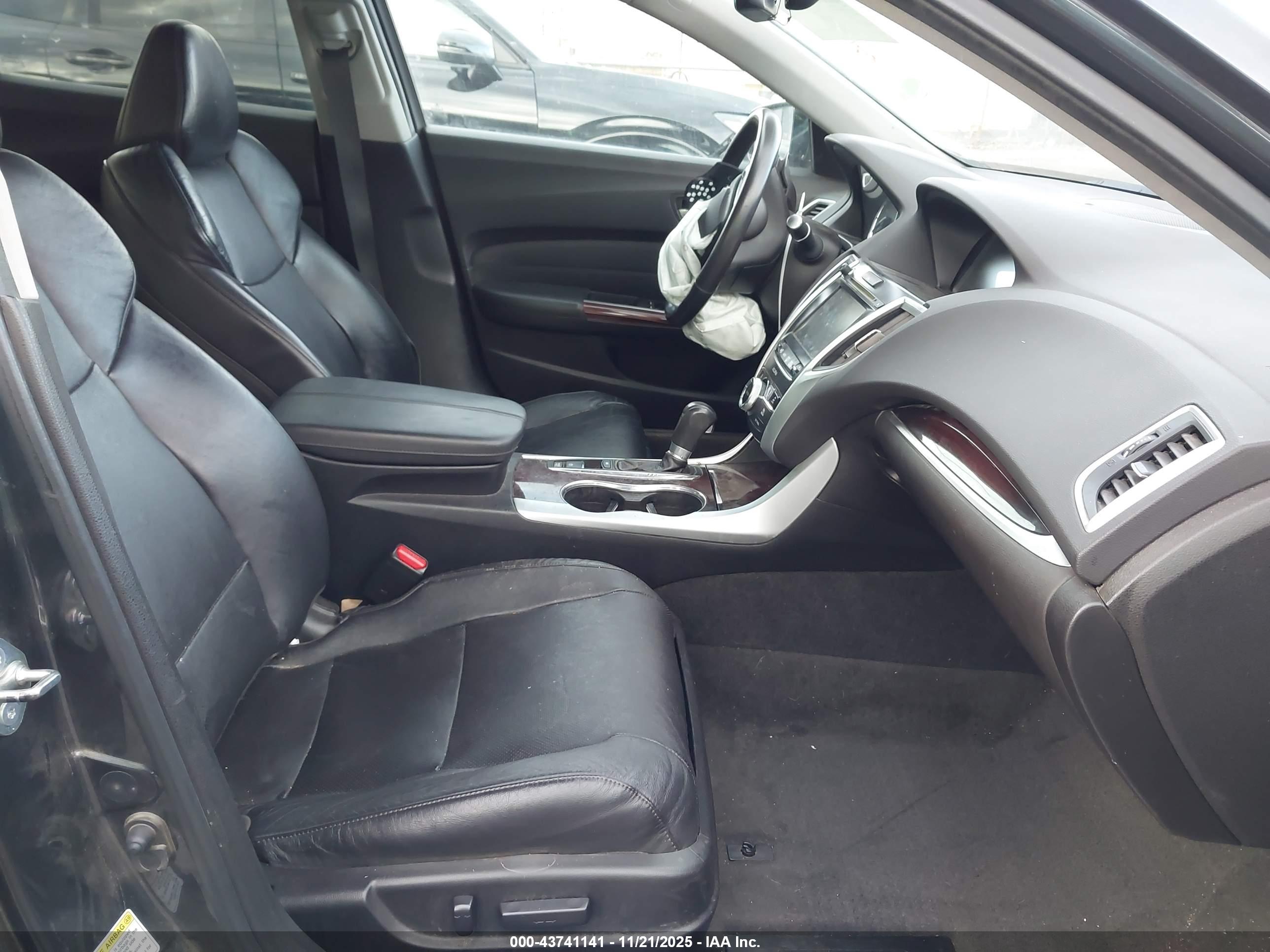 ACURA TLX image 5