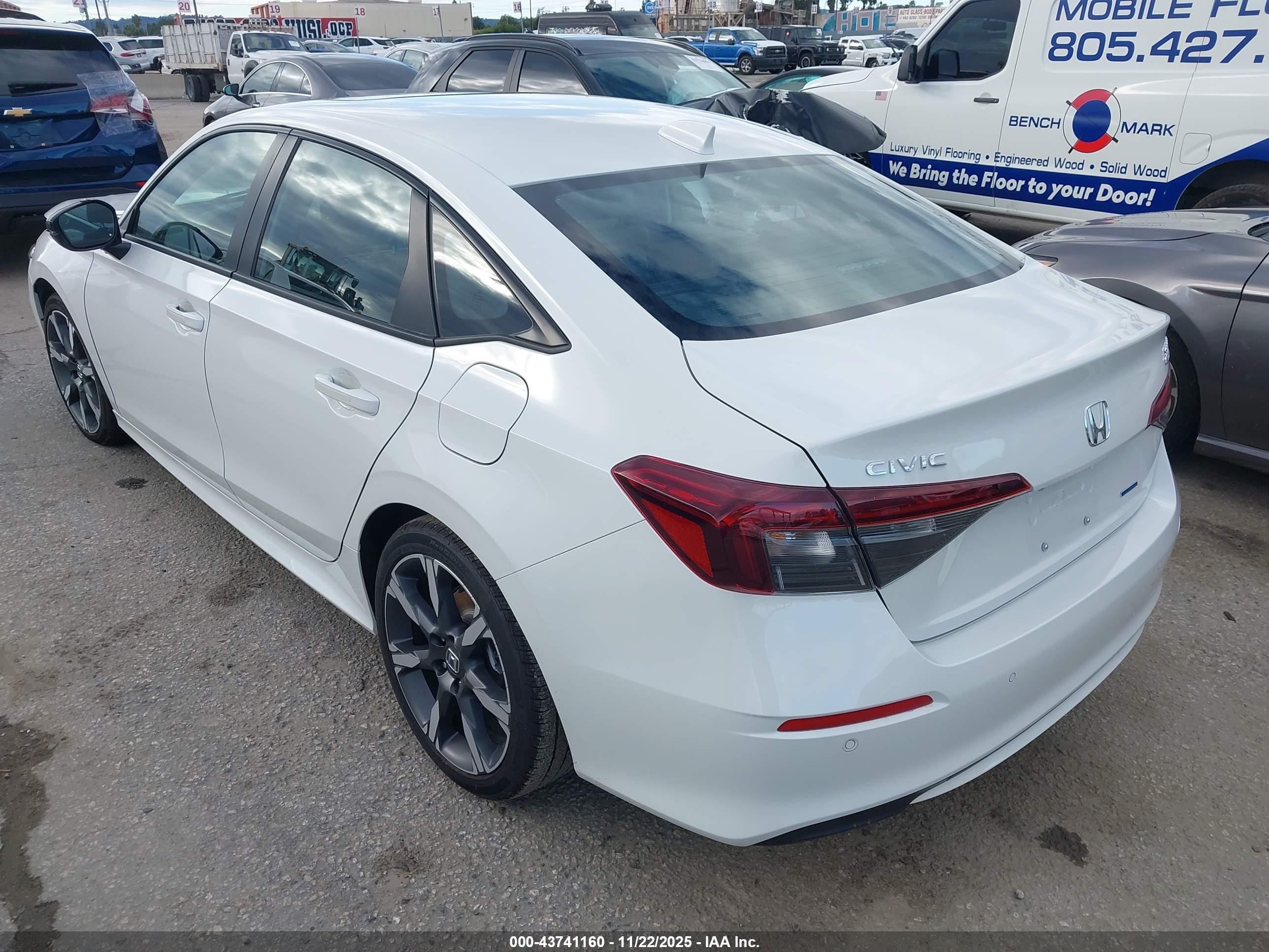 HONDA CIVIC image 3