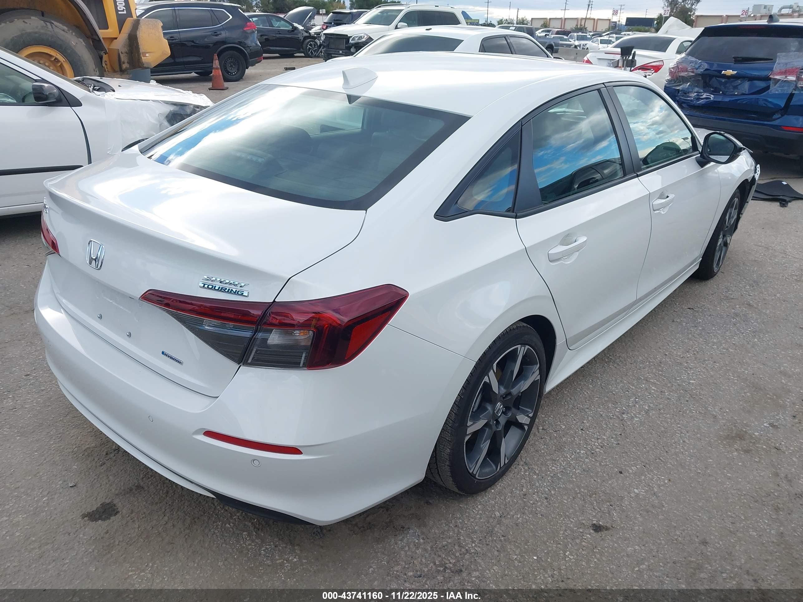 HONDA CIVIC image 4