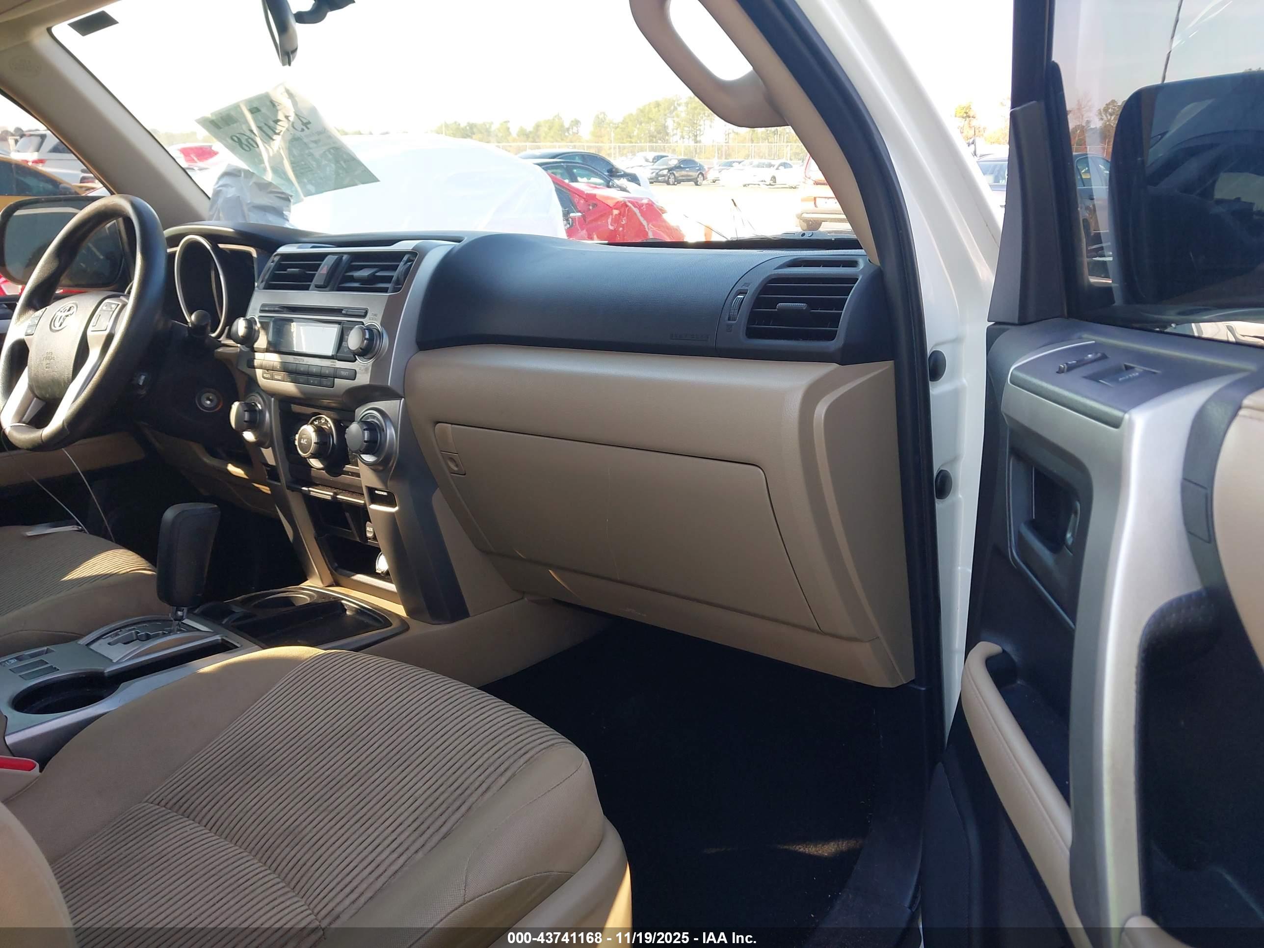 TOYOTA 4RUNNER image 5