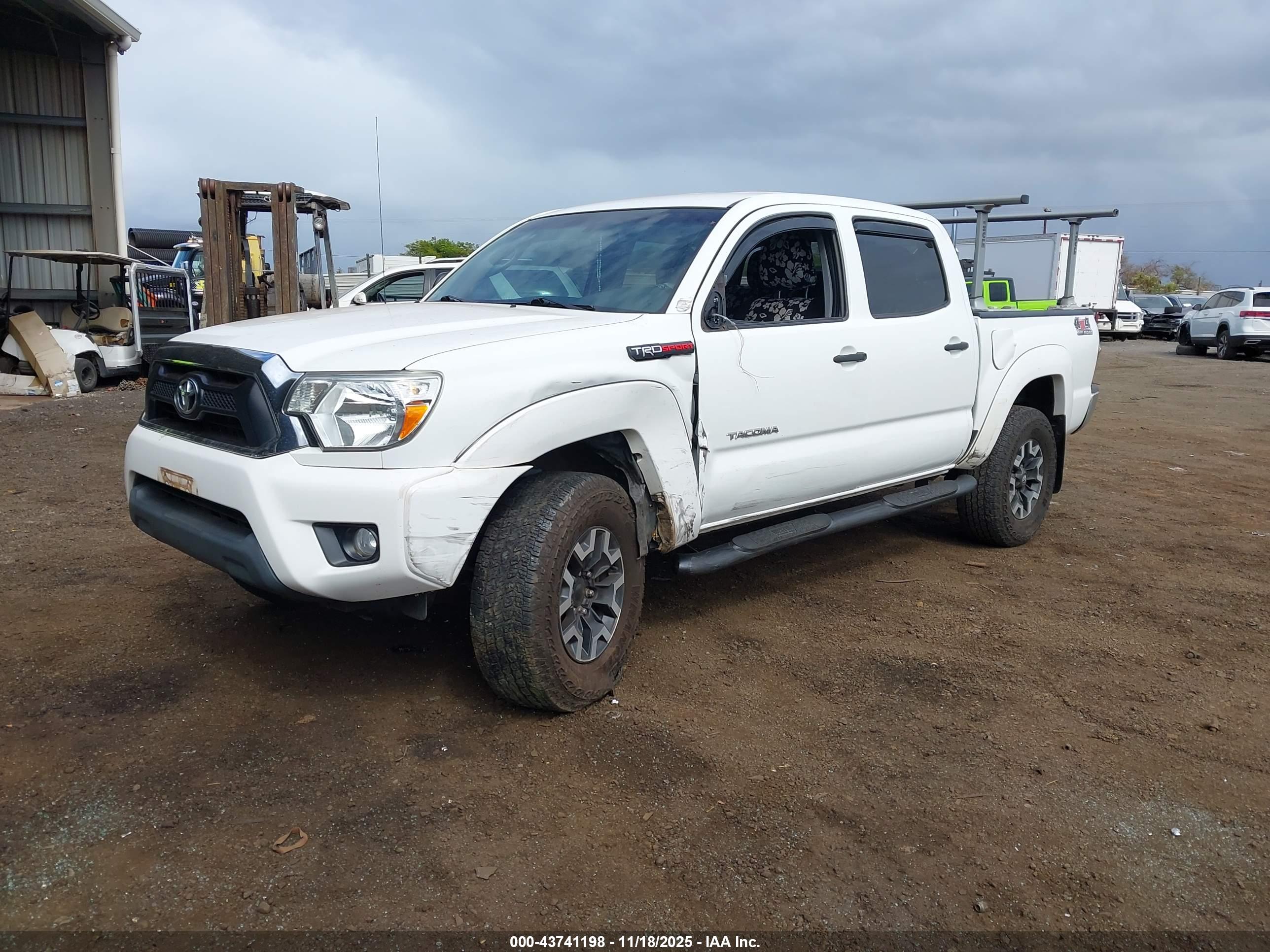 TOYOTA TACOMA image 2