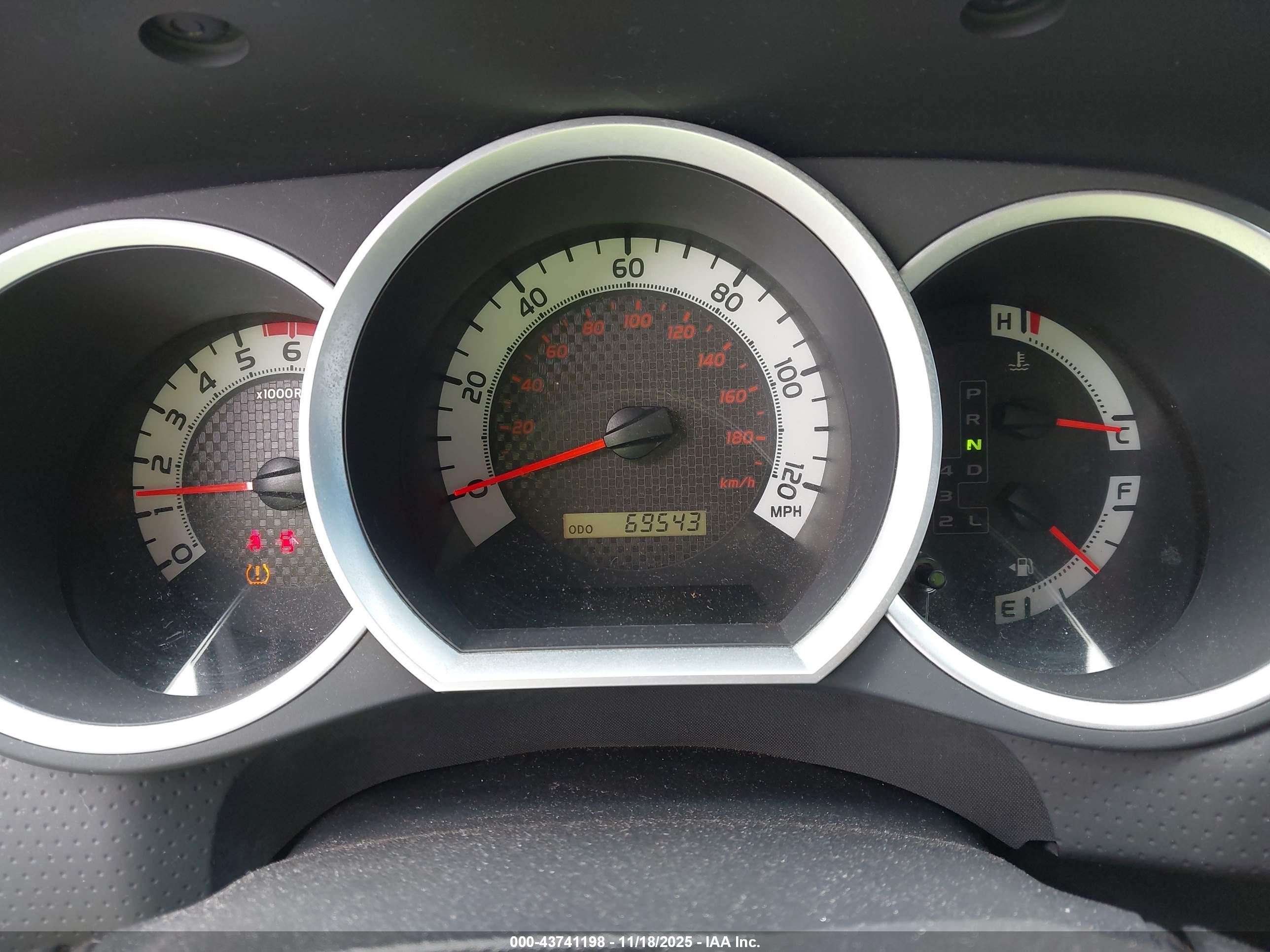 TOYOTA TACOMA image 7