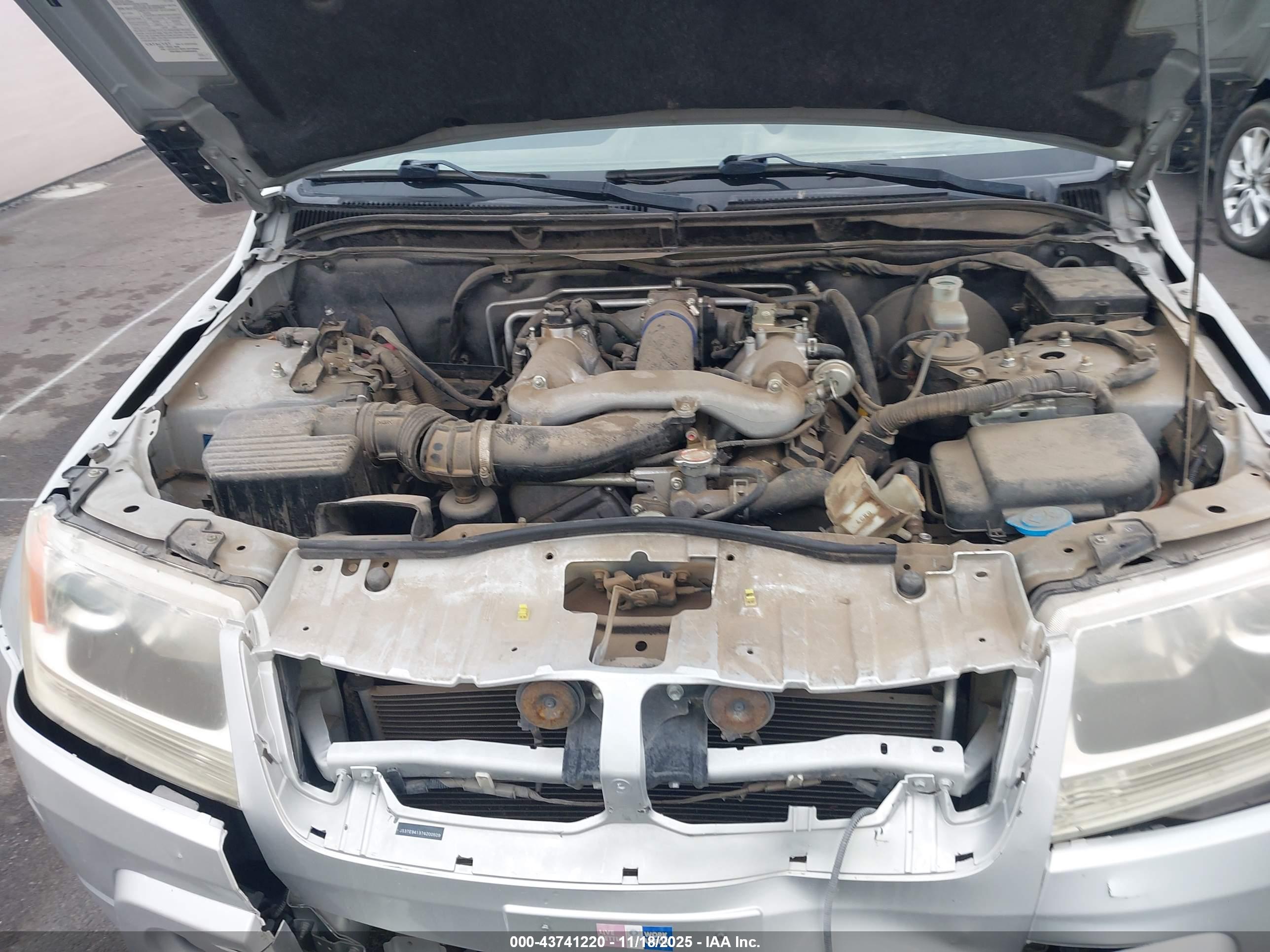 SUZUKI GRAND image 10