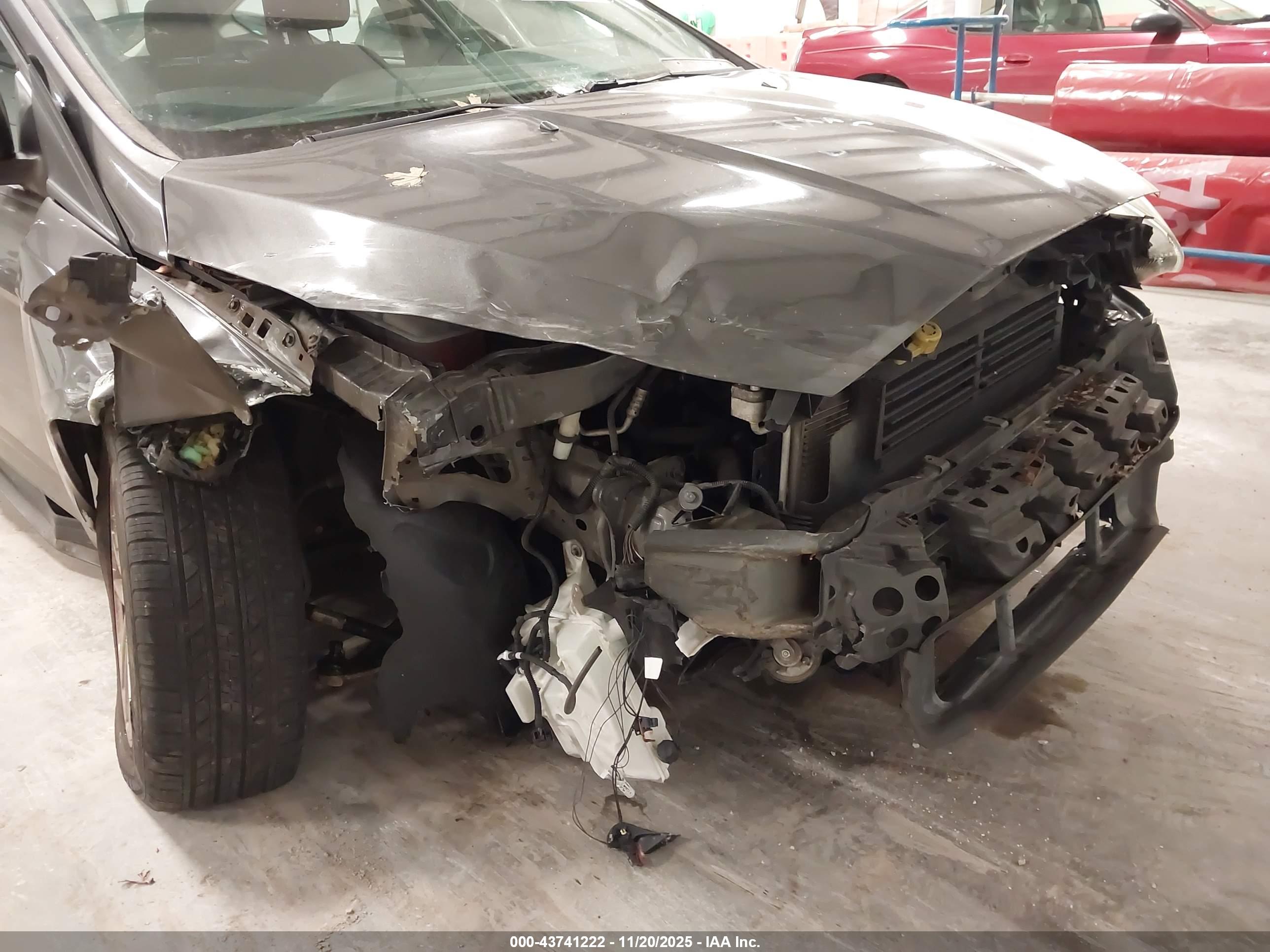 FORD FOCUS image 6