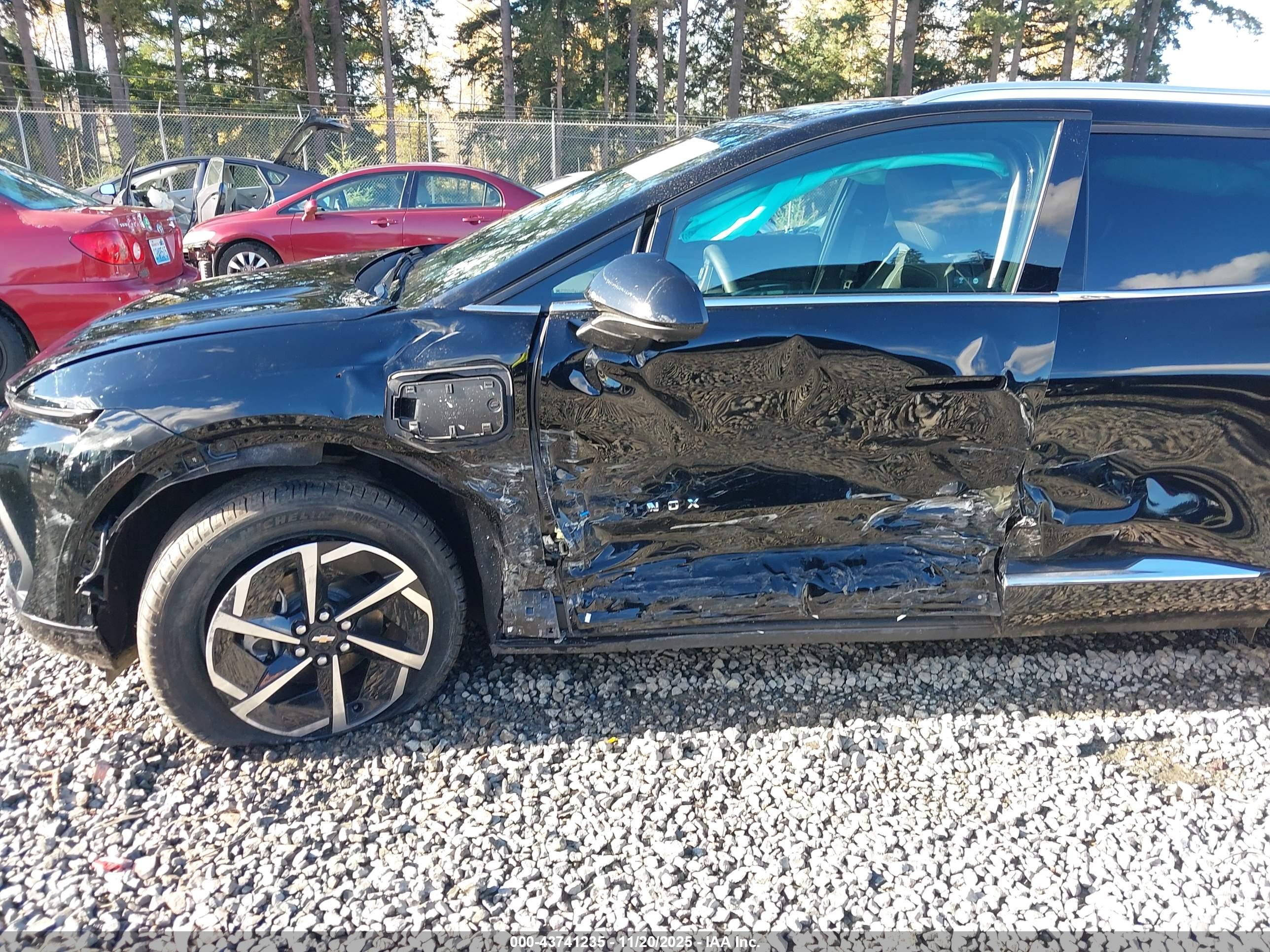 CHEVROLET EQUINOX image 6
