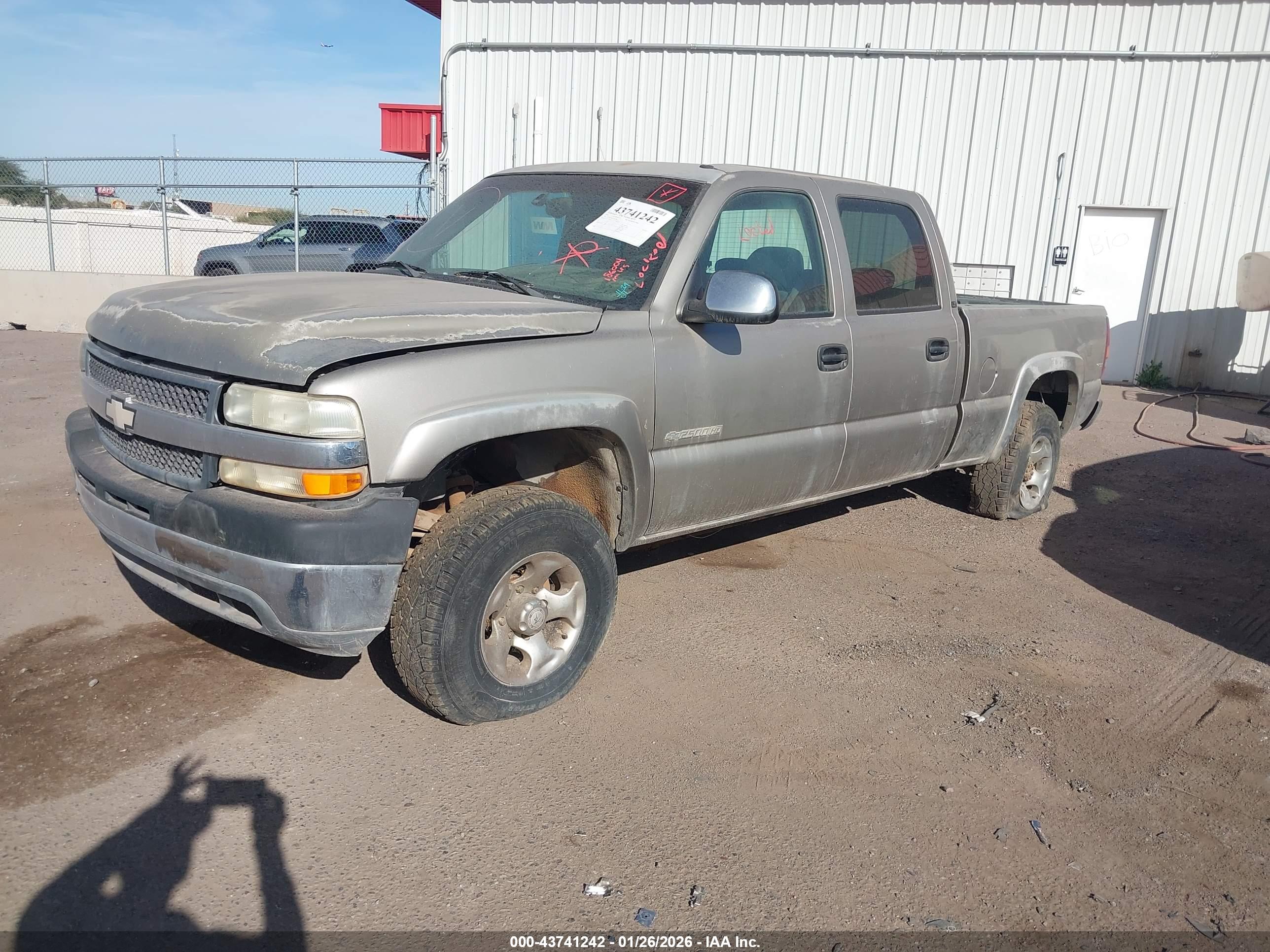 CHEVROLET SILVERADO image 2