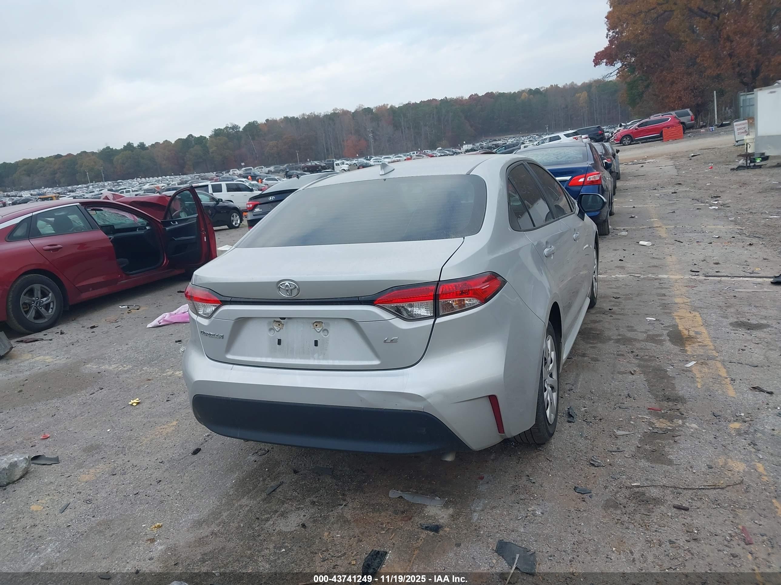 TOYOTA COROLLA image 4