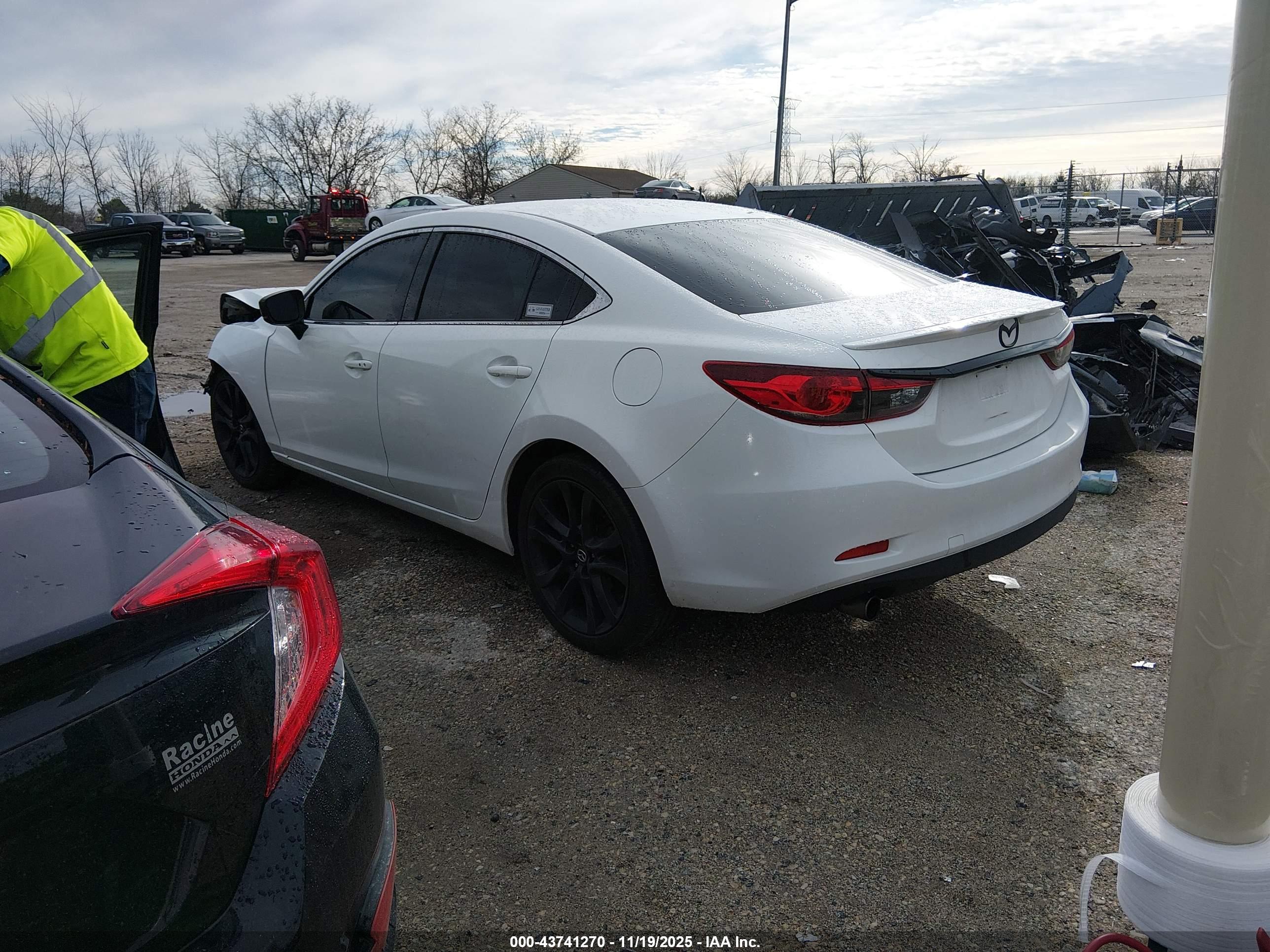 MAZDA MAZDA6 image 3