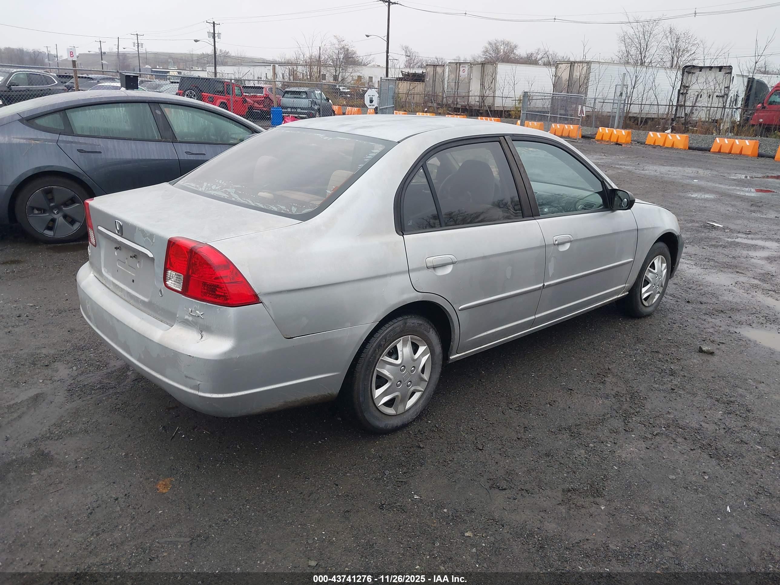 HONDA CIVIC image 4