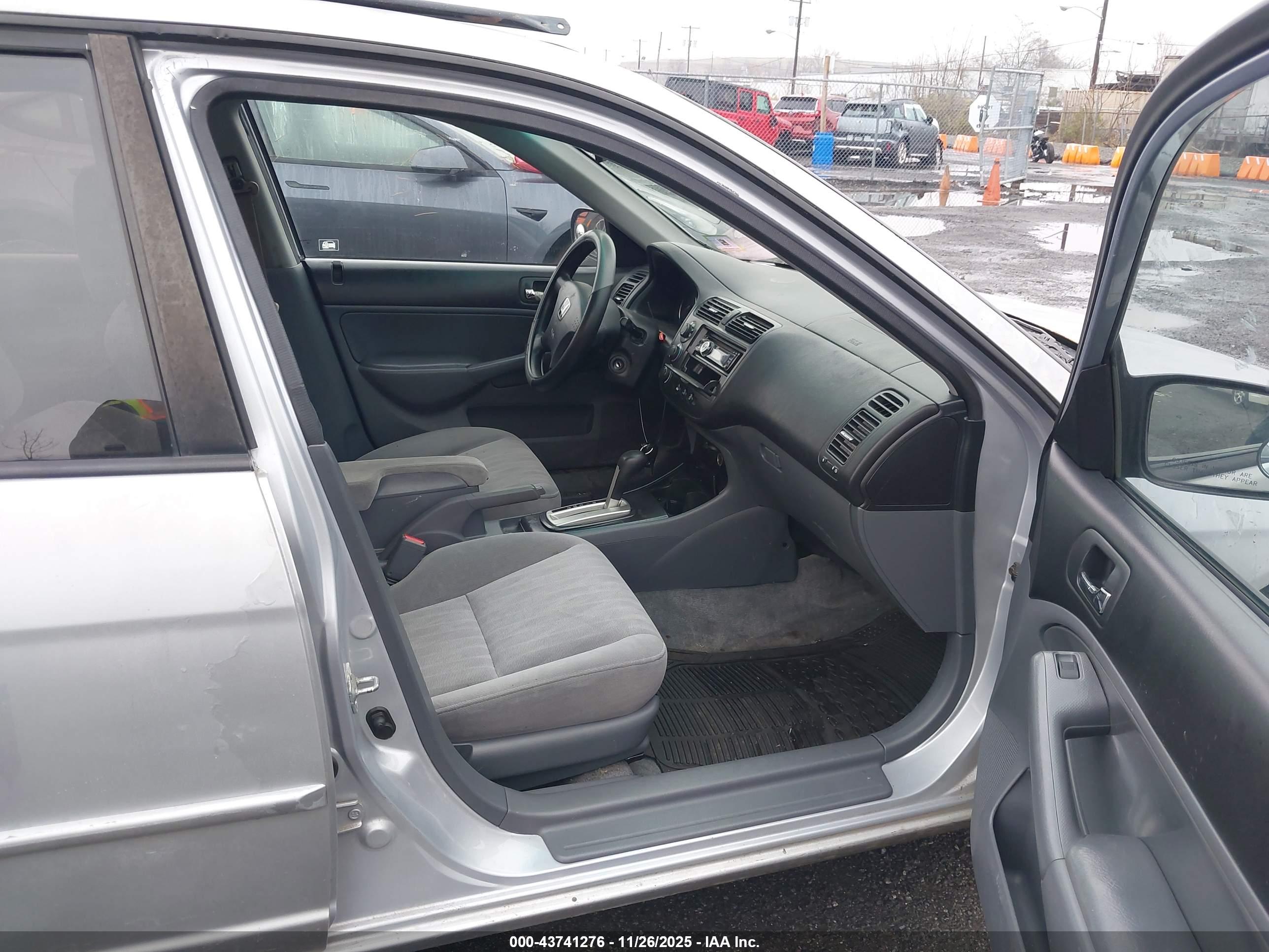 HONDA CIVIC image 5