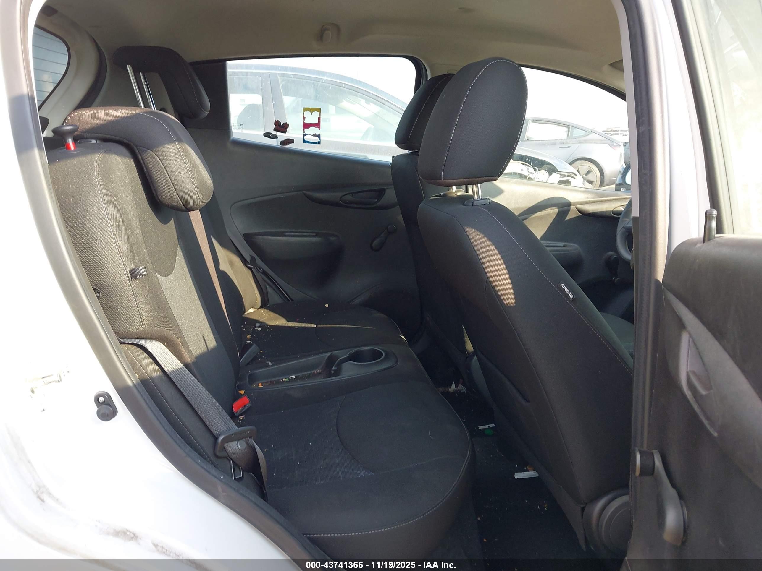 CHEVROLET SPARK image 8