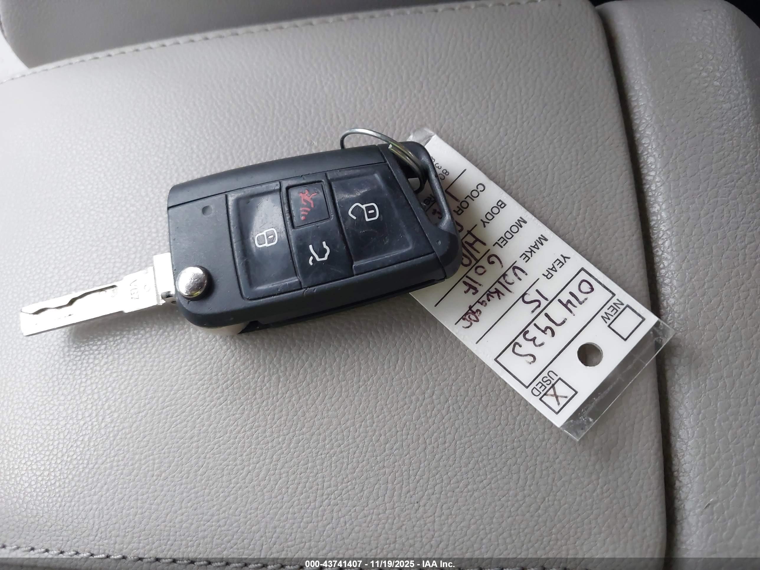 VOLKSWAGEN GOLF image 11