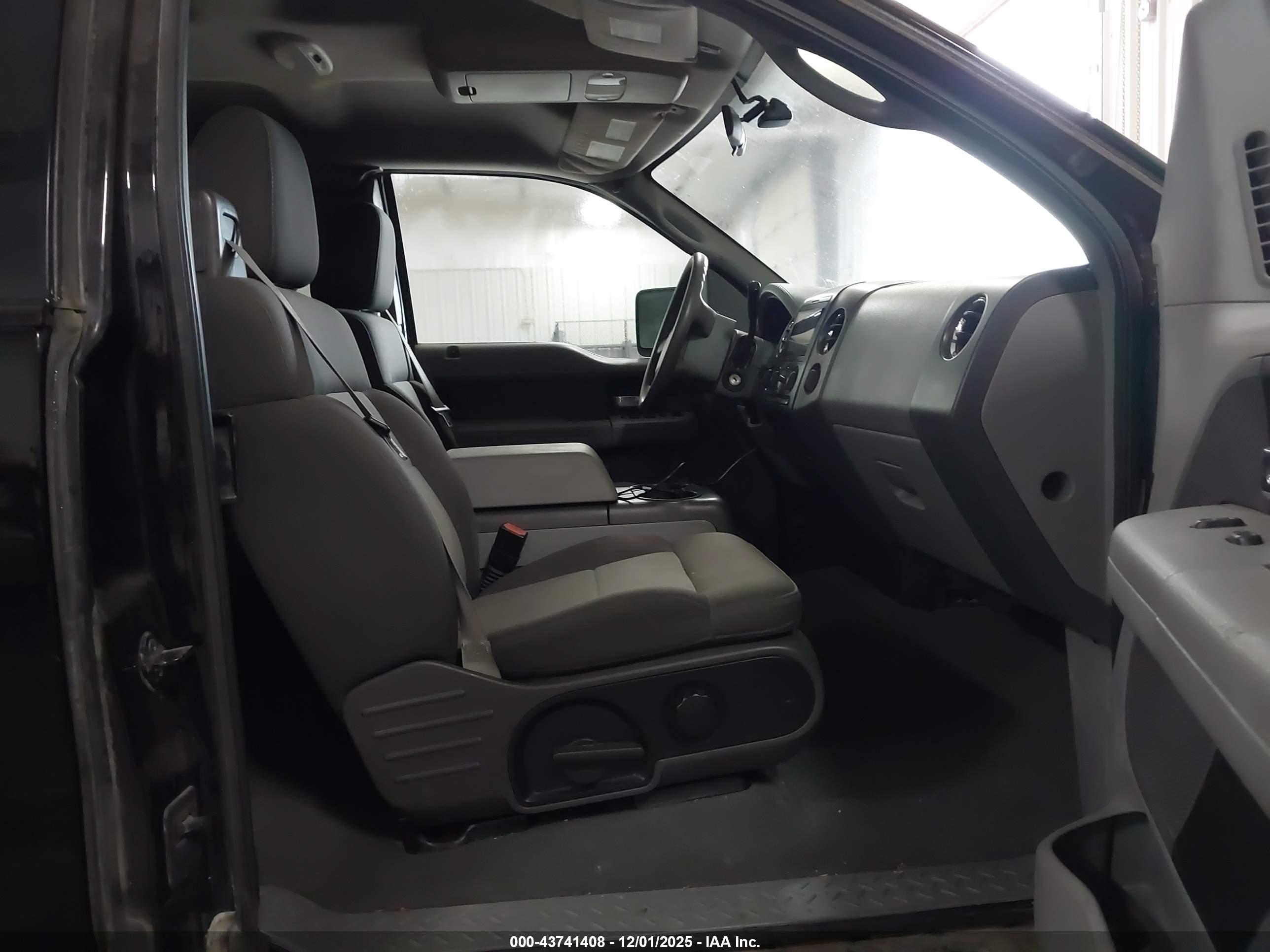 FORD F-150 image 5